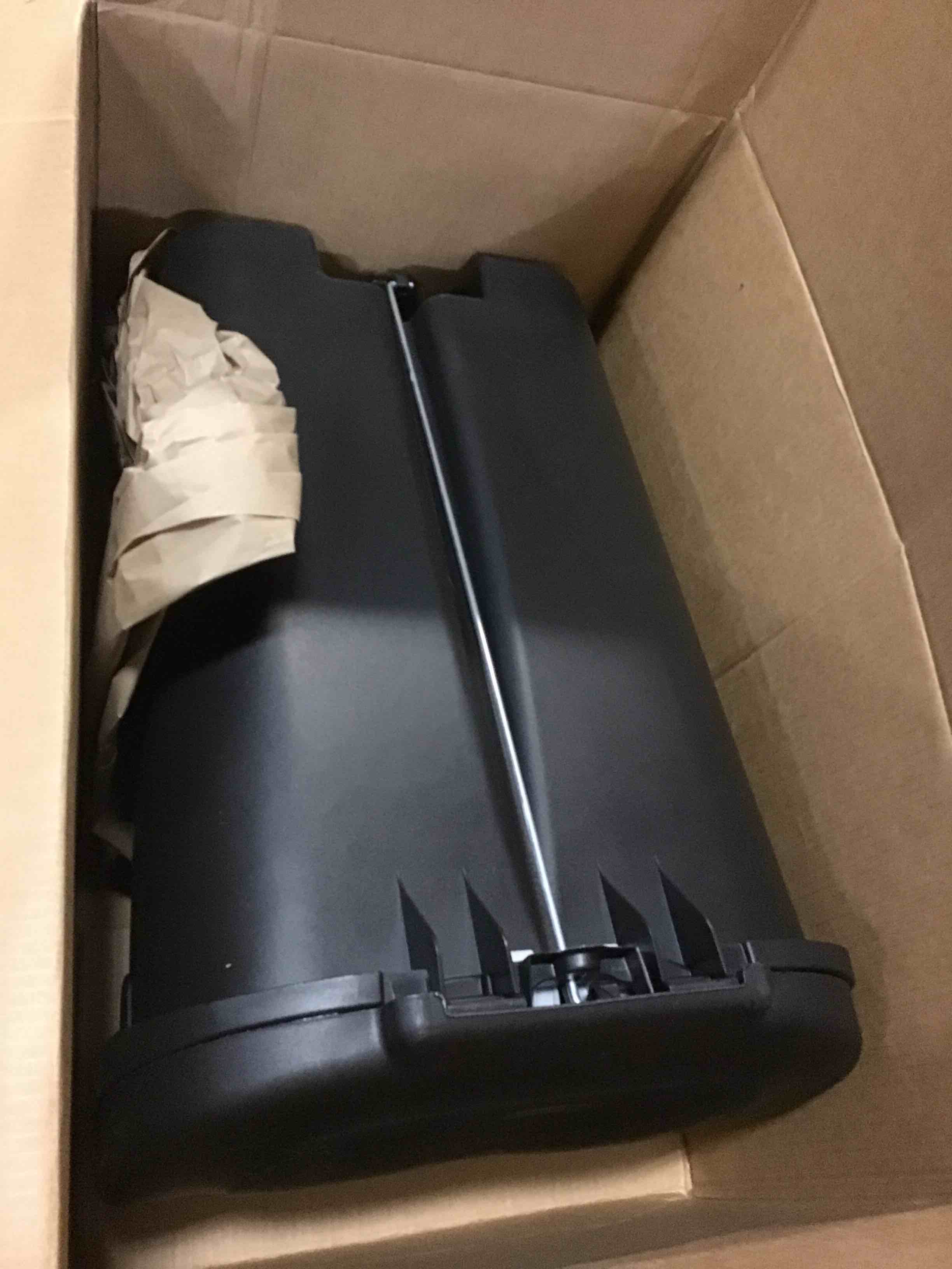 https://s3.amazonaws.com/lotting-images-prod/bidfta/BLU5284670_1690456760474.jpeg