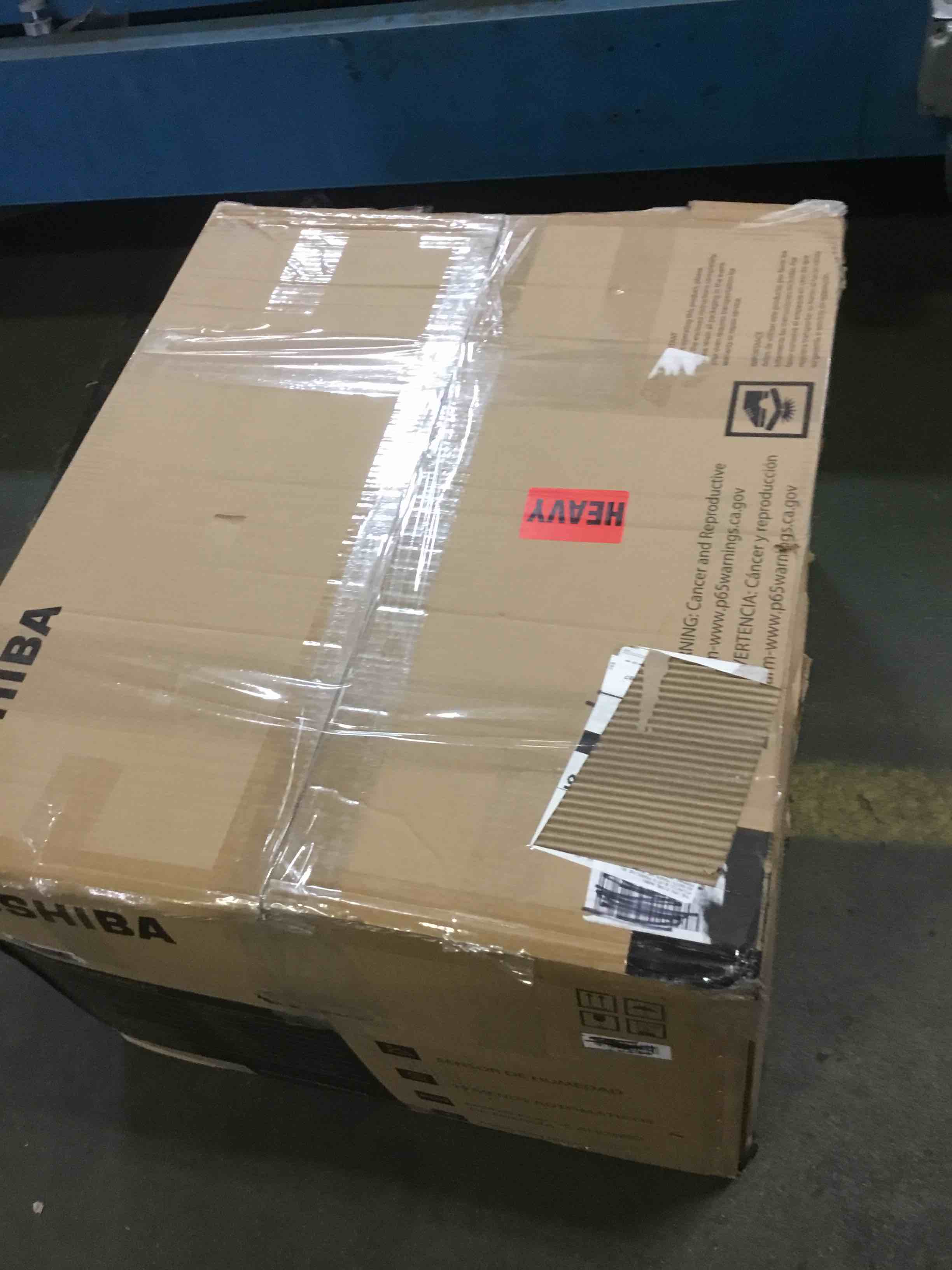 https://s3.amazonaws.com/lotting-images-prod/bidfta/BLU5285622_1690487940269.jpeg