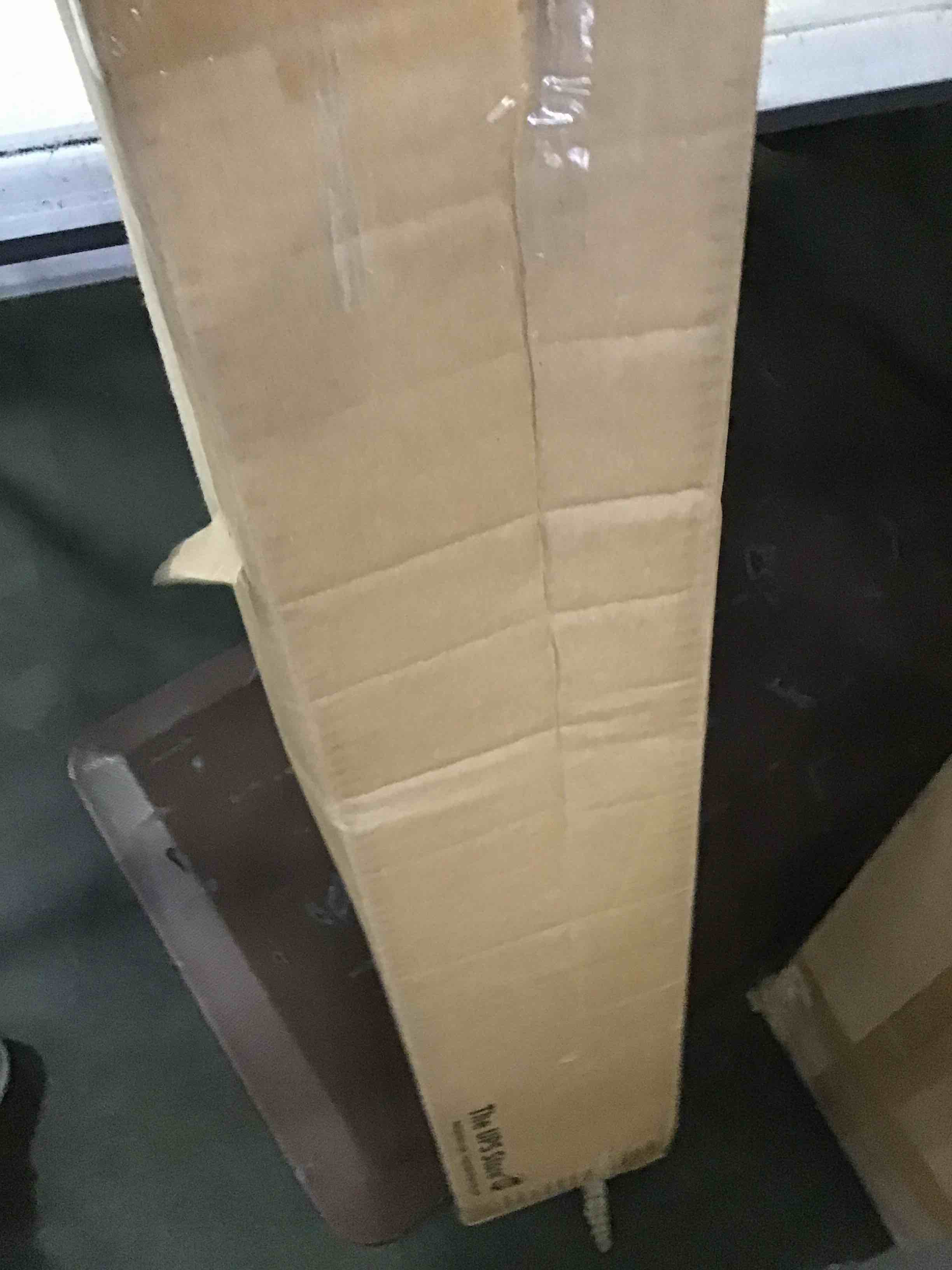 https://s3.amazonaws.com/lotting-images-prod/bidfta/BLU5285690_1691420624650.jpeg