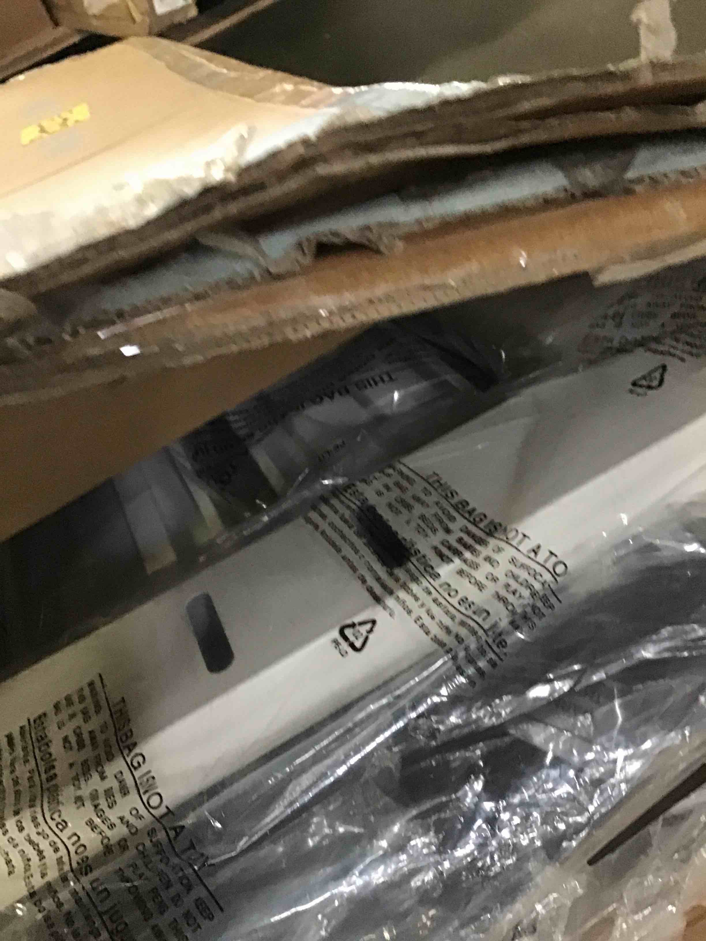 https://s3.amazonaws.com/lotting-images-prod/bidfta/BLU5285726_1691426314719.jpeg