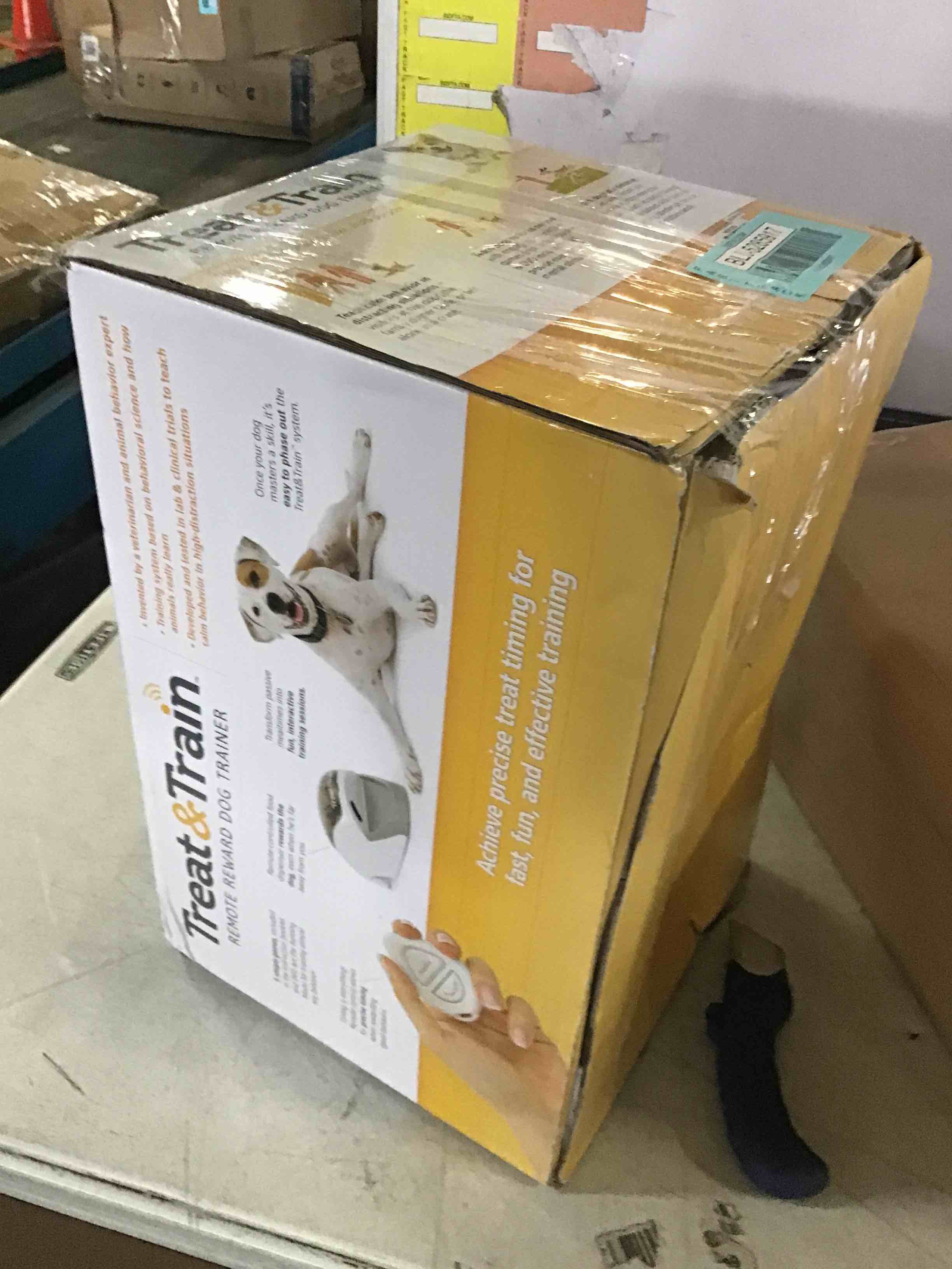https://s3.amazonaws.com/lotting-images-prod/bidfta/BLU5285917_1691502706164.jpeg