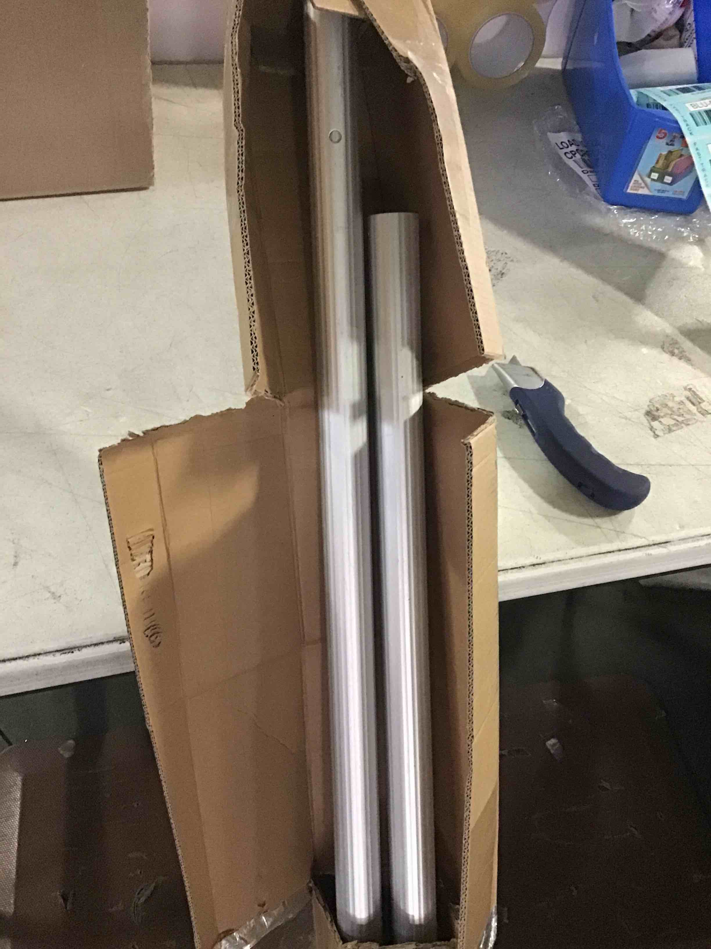 https://s3.amazonaws.com/lotting-images-prod/bidfta/BLU5286348_1691668141928.jpeg