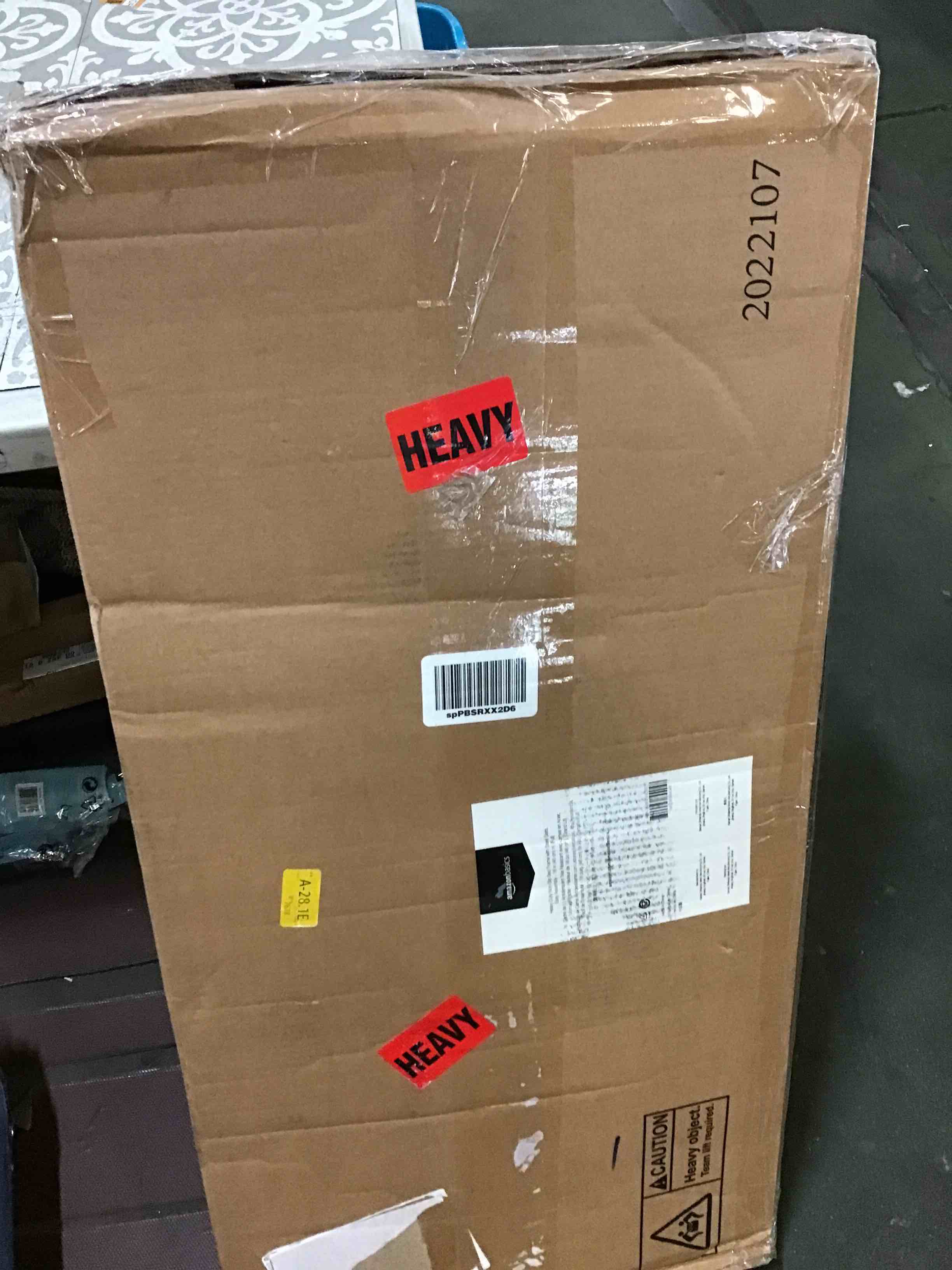 https://s3.amazonaws.com/lotting-images-prod/bidfta/BLU5286602_1689686538170.jpeg