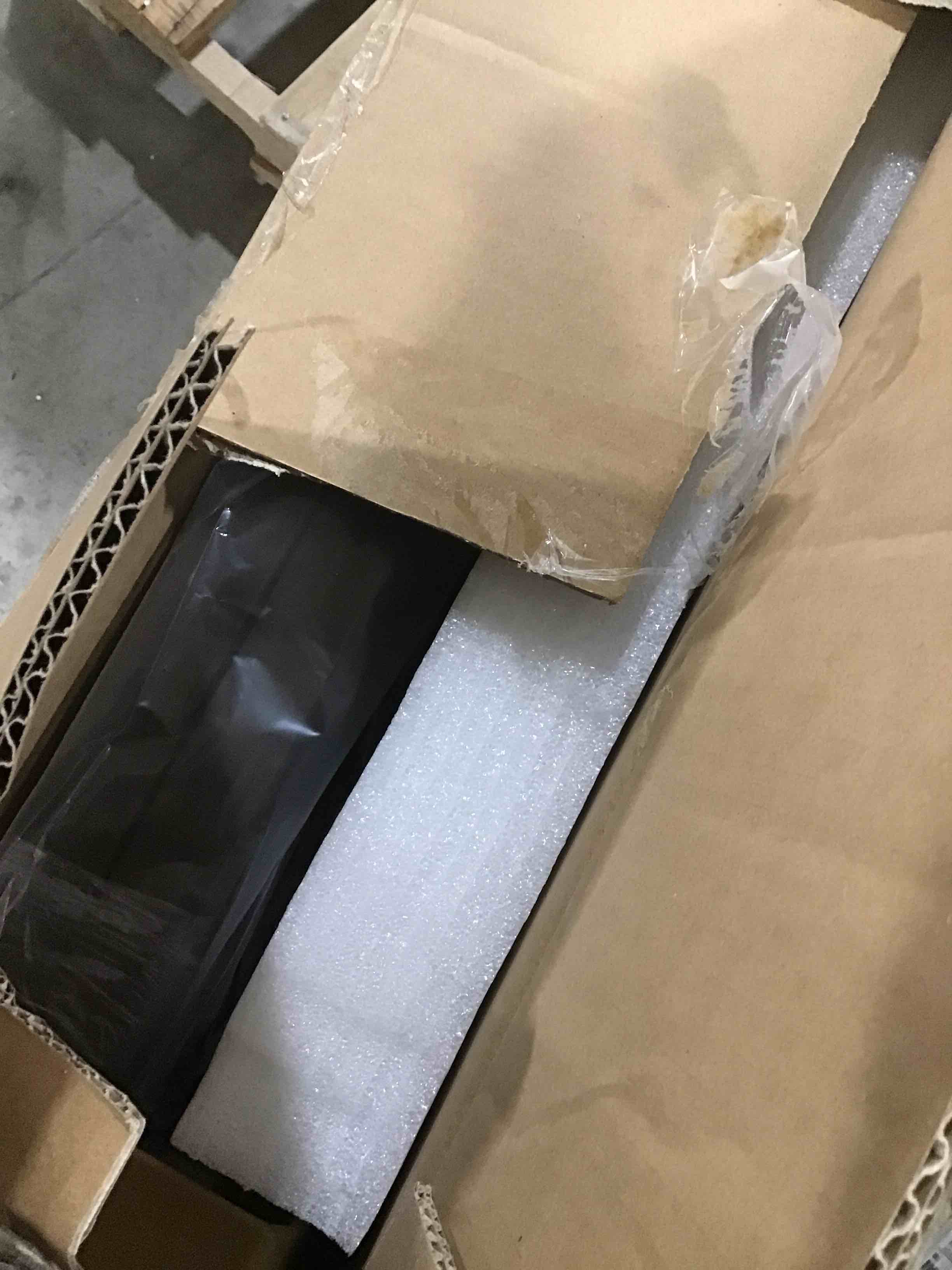 https://s3.amazonaws.com/lotting-images-prod/bidfta/BLU5288133_1688571851387.jpeg