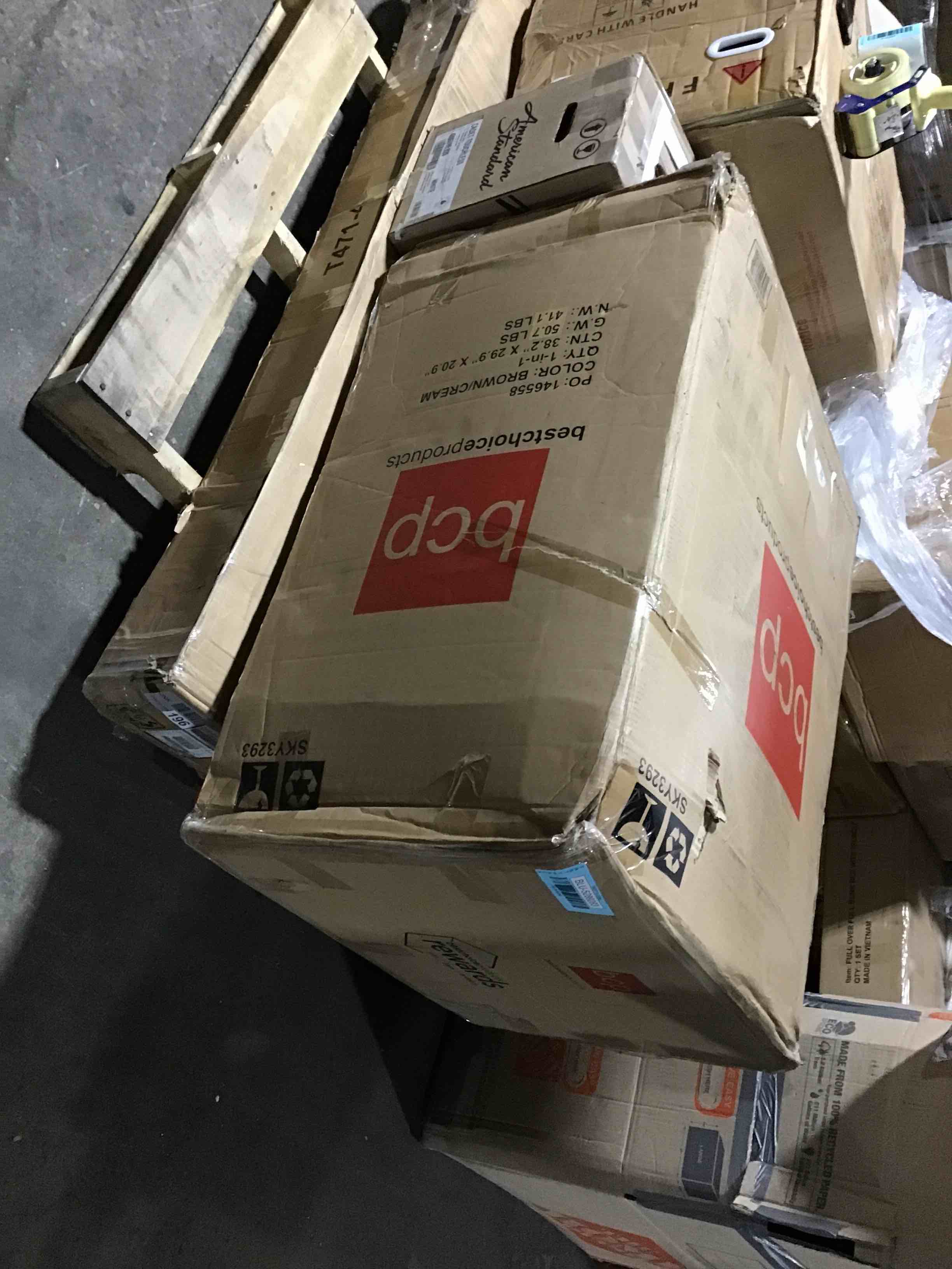 https://s3.amazonaws.com/lotting-images-prod/bidfta/BLU5289283_1690566891994.jpeg