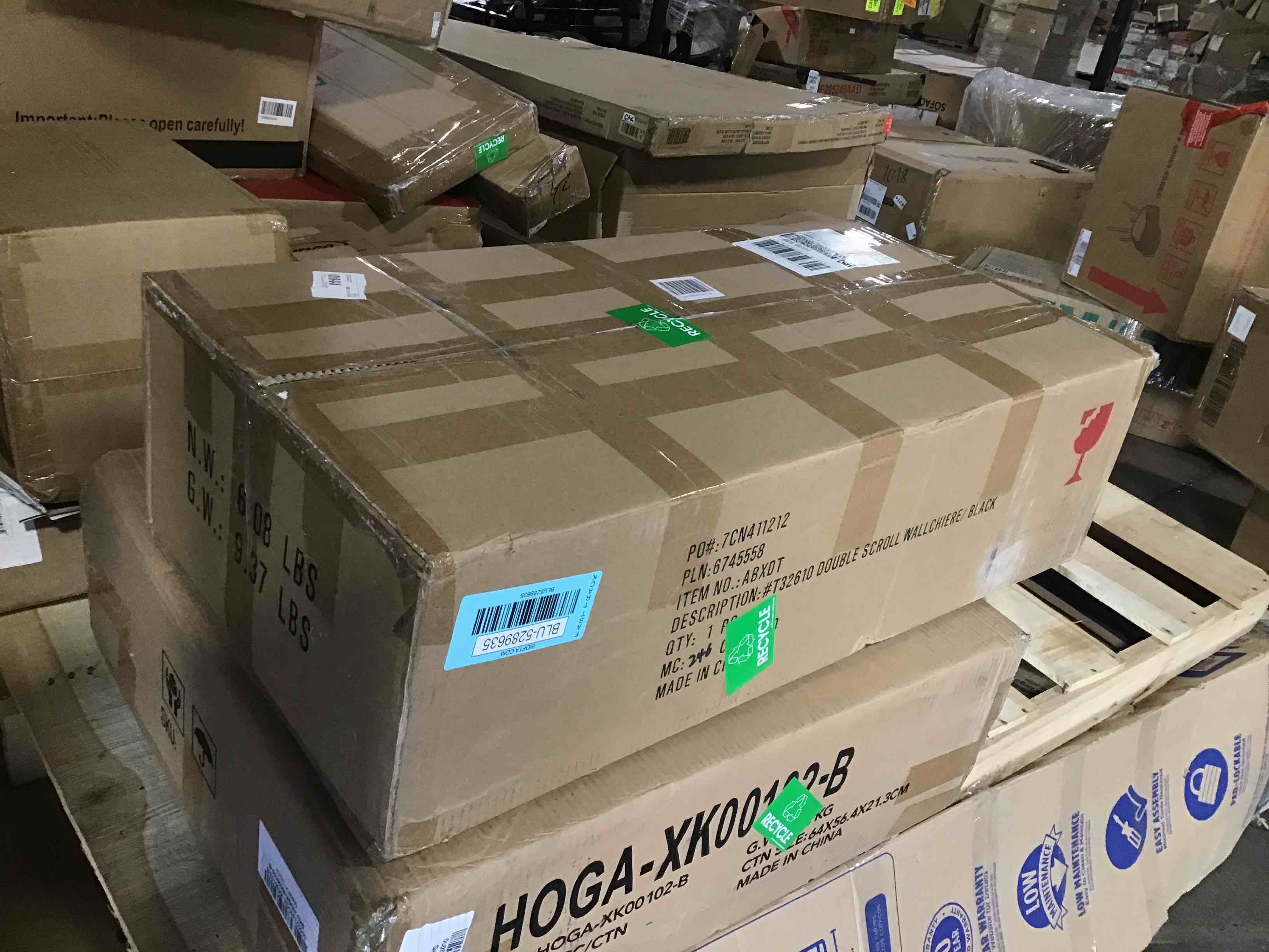 https://s3.amazonaws.com/lotting-images-prod/bidfta/BLU5289635_1691588993975.jpeg