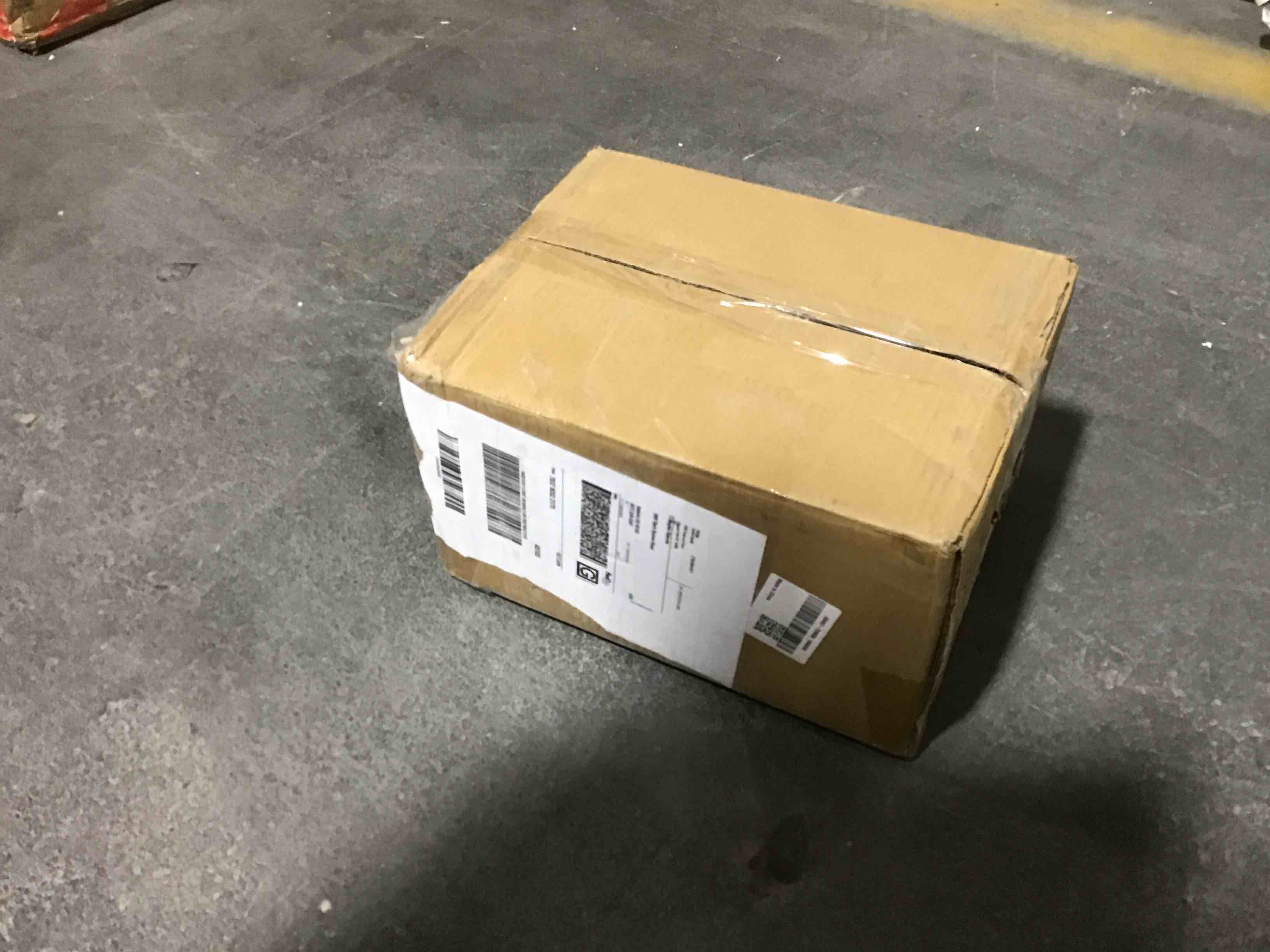 https://s3.amazonaws.com/lotting-images-prod/bidfta/BLU5290375_1695835935587.jpeg