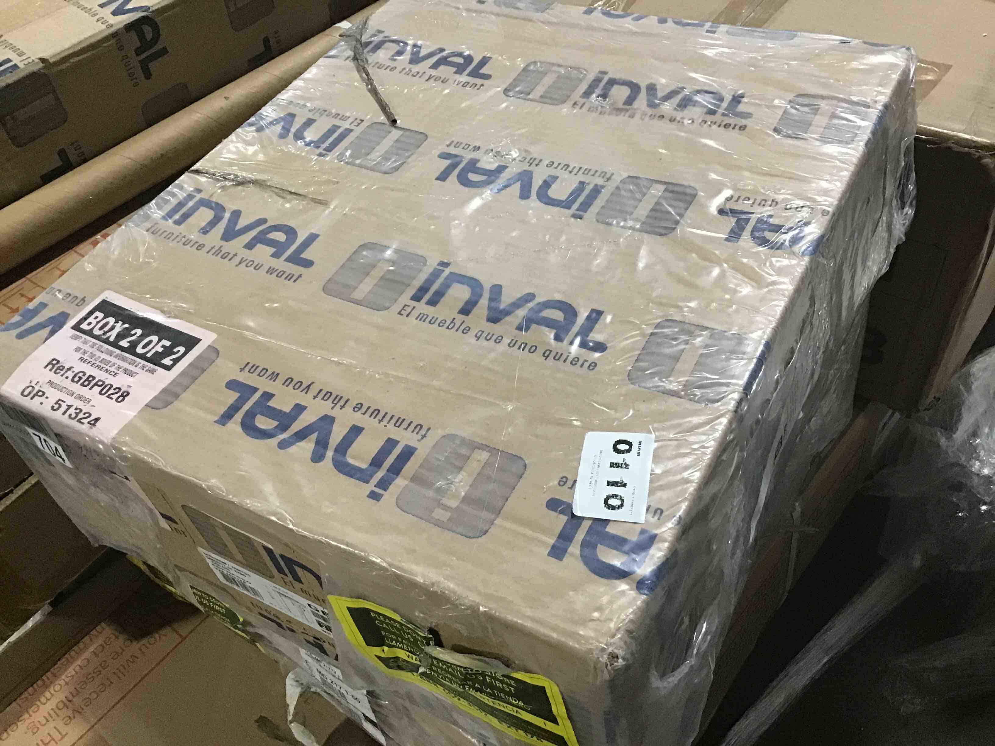 https://s3.amazonaws.com/lotting-images-prod/bidfta/BLU5291775_1689338289354.jpeg