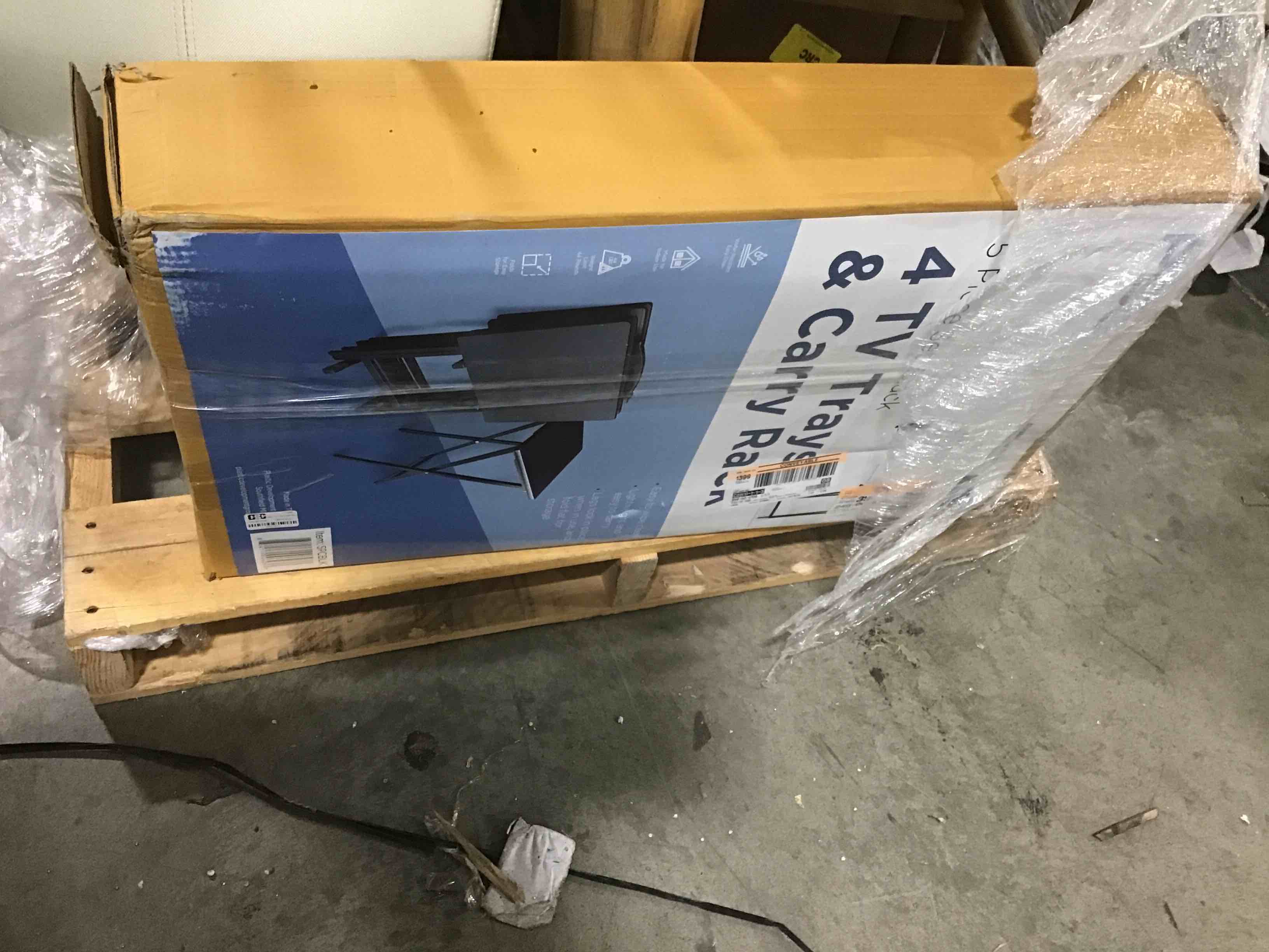 https://s3.amazonaws.com/lotting-images-prod/bidfta/BLU5291891_1689607609398.jpeg