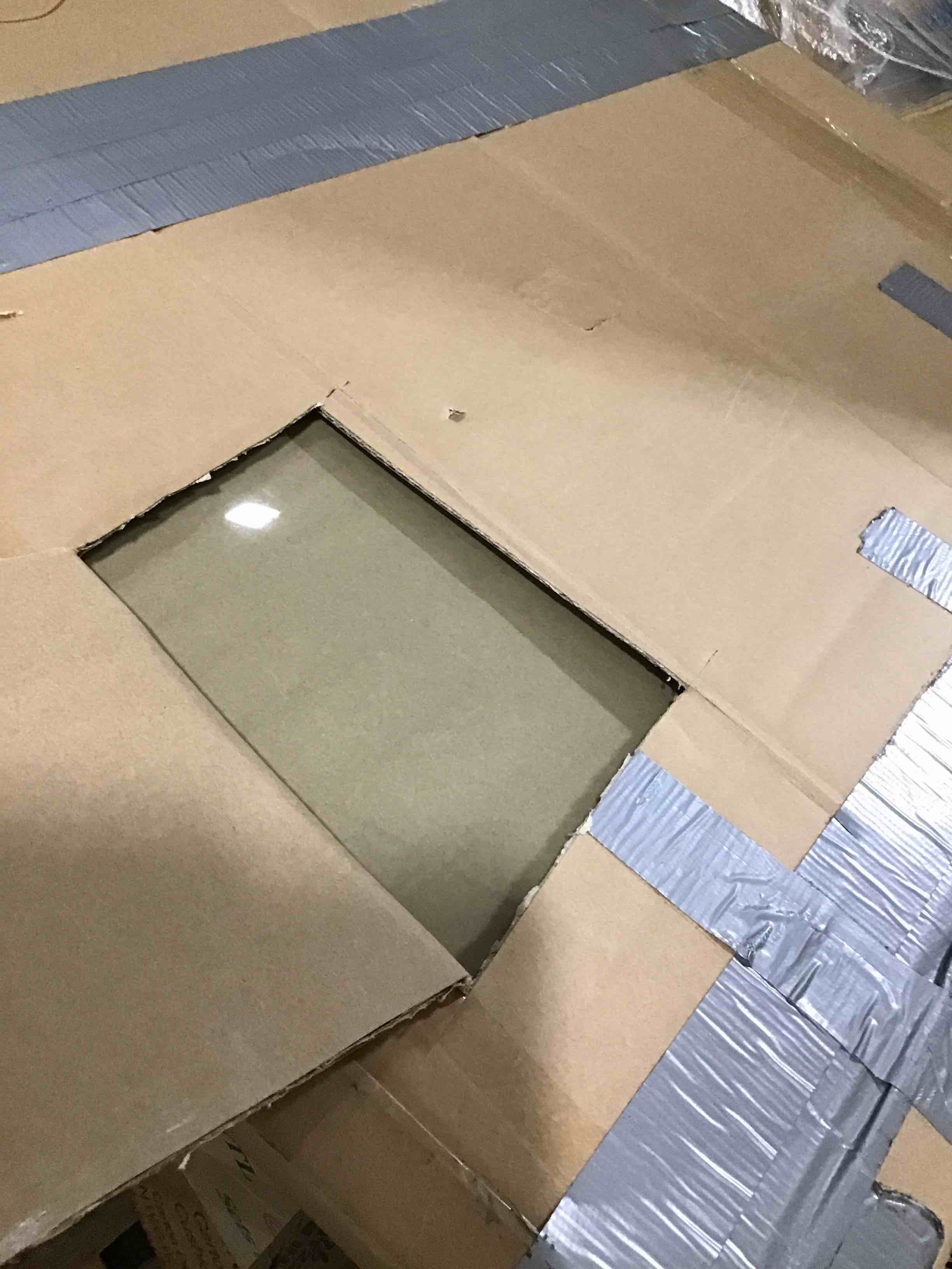 https://s3.amazonaws.com/lotting-images-prod/bidfta/BLU5292047_1689702103183.jpeg