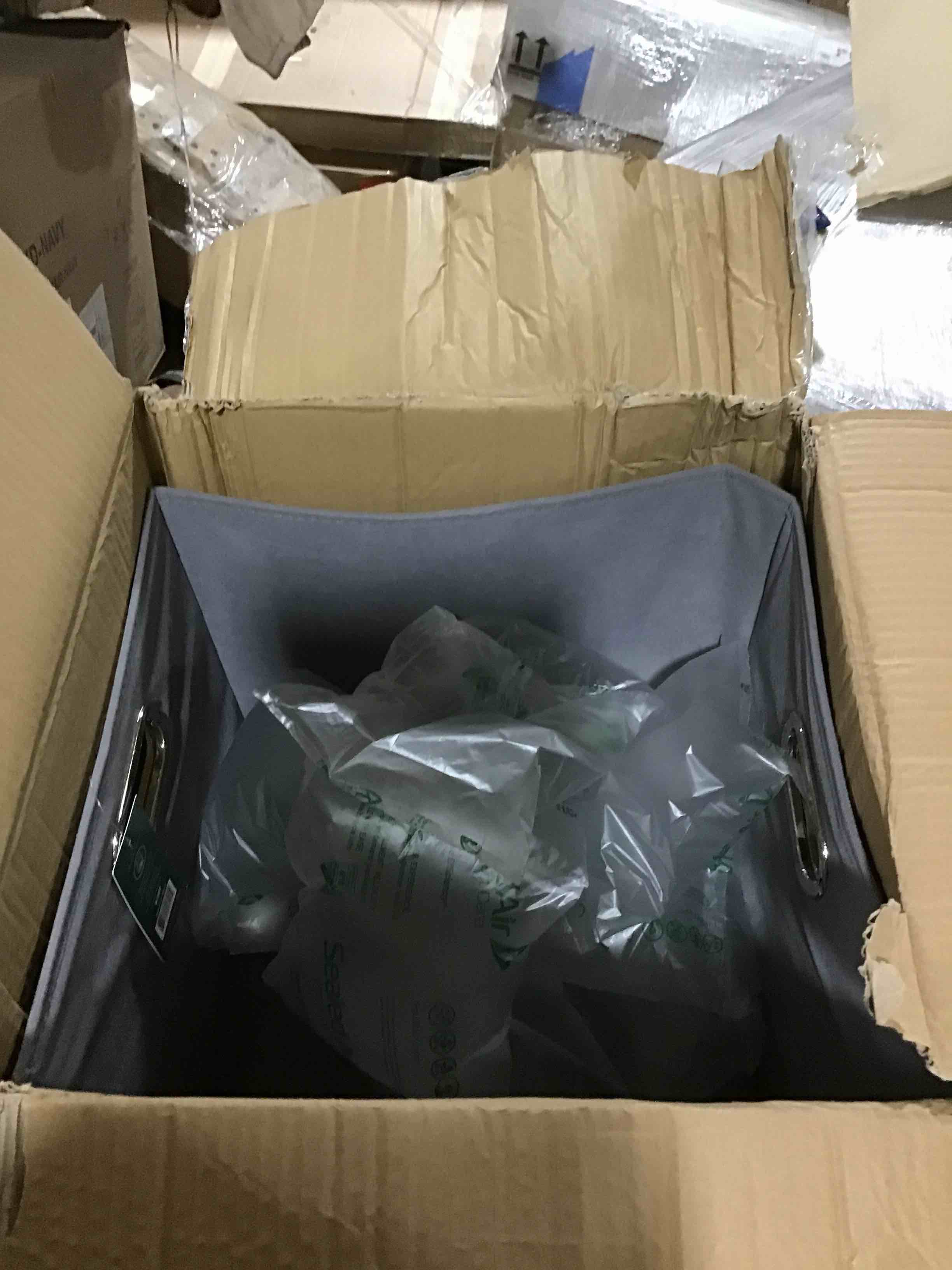 https://s3.amazonaws.com/lotting-images-prod/bidfta/BLU5292538_1689341016129.jpeg