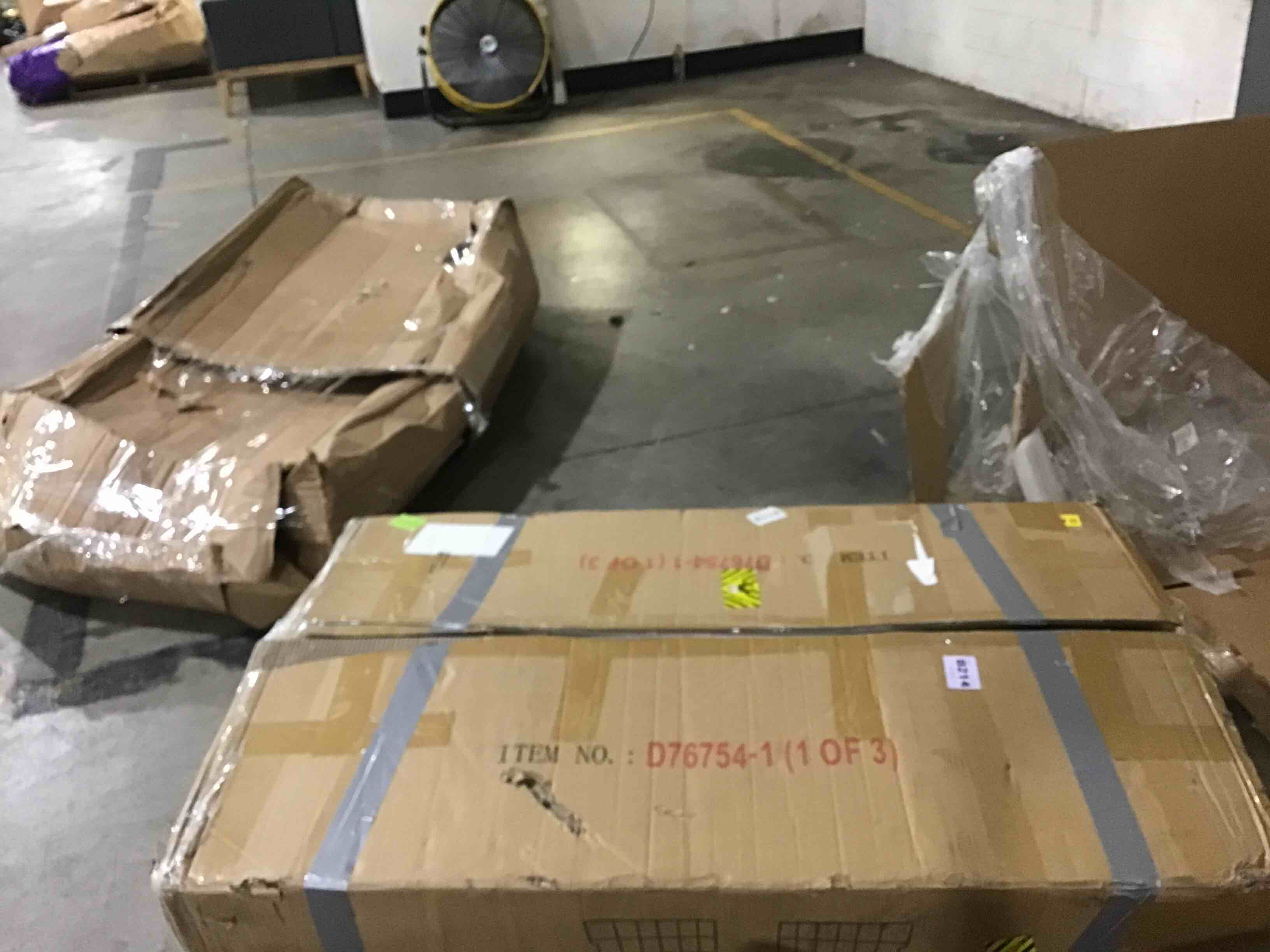 https://s3.amazonaws.com/lotting-images-prod/bidfta/BLU5292935_1691087582016.jpeg