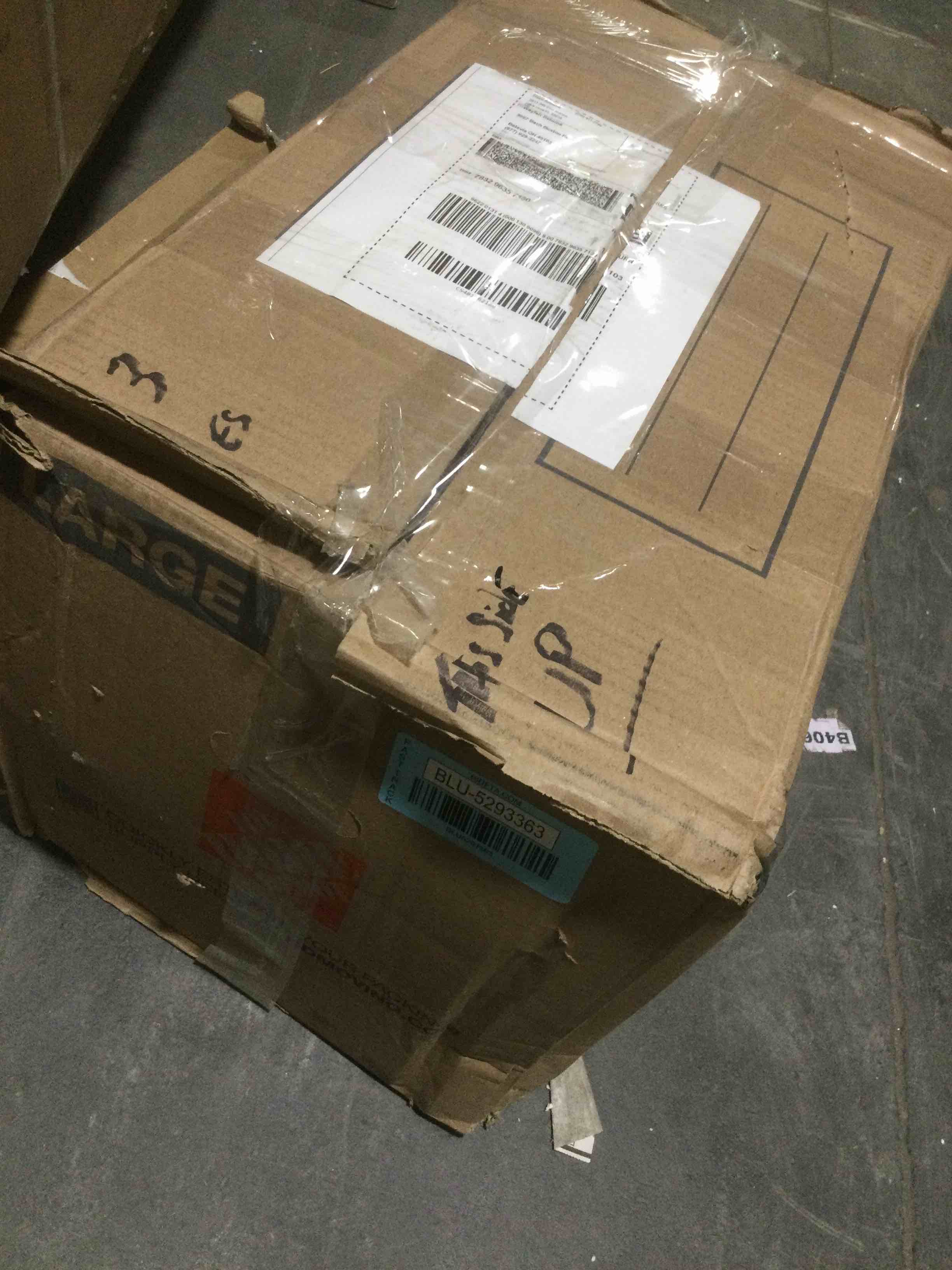 https://s3.amazonaws.com/lotting-images-prod/bidfta/BLU5293363_1694702660127.jpeg