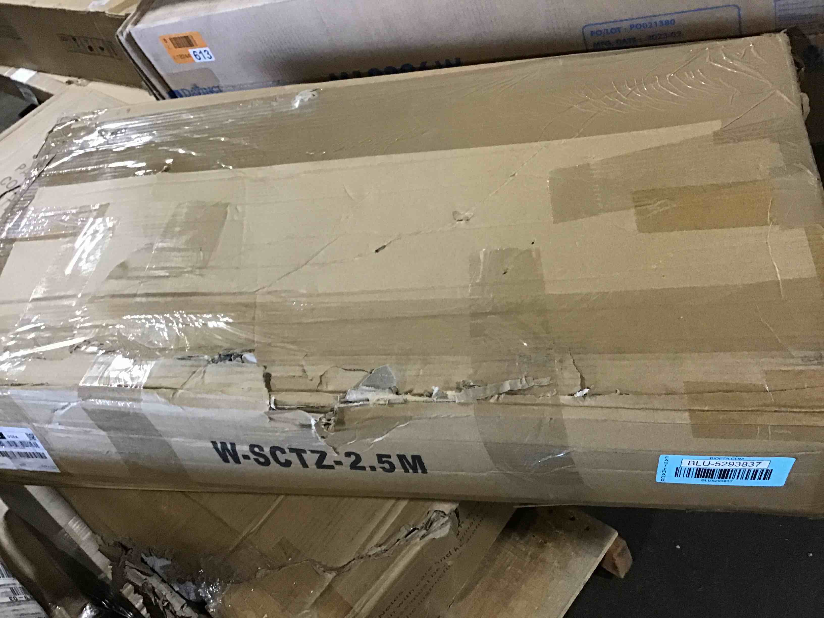 https://s3.amazonaws.com/lotting-images-prod/bidfta/BLU5293837_1695237339105.jpeg