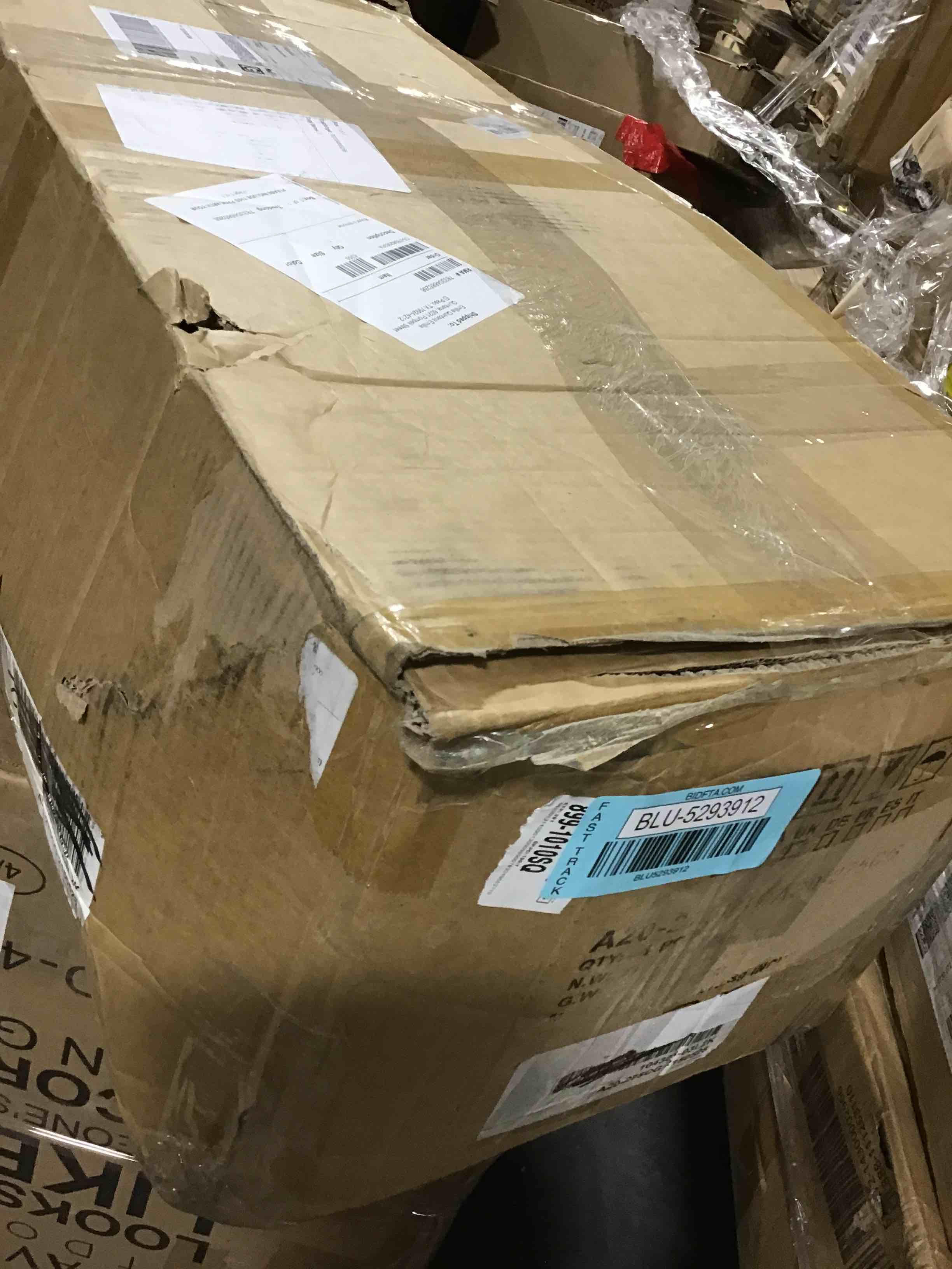 https://s3.amazonaws.com/lotting-images-prod/bidfta/BLU5293912_1695314620749.jpeg