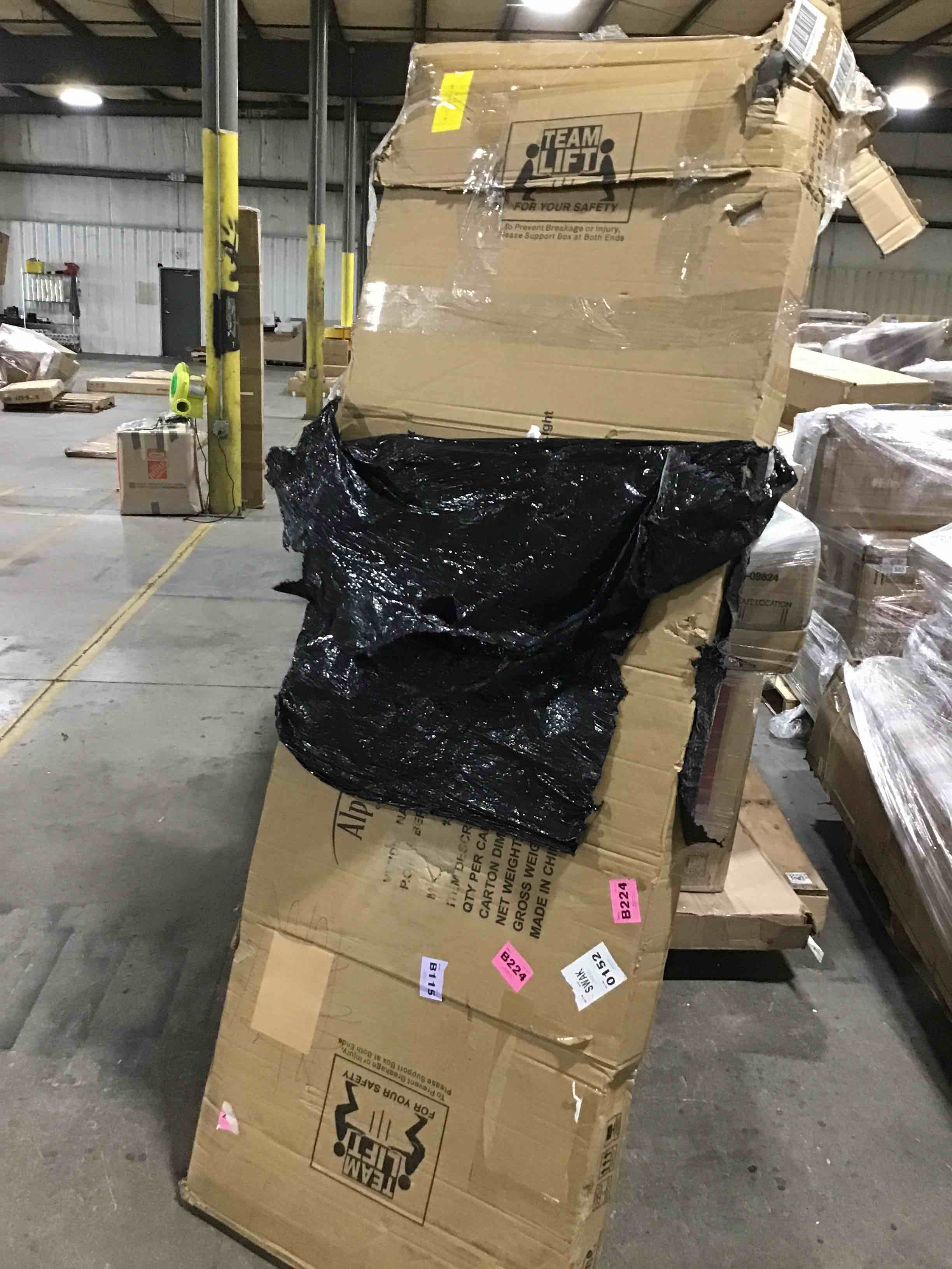 https://s3.amazonaws.com/lotting-images-prod/bidfta/BLU5293962_1688571474160.jpeg