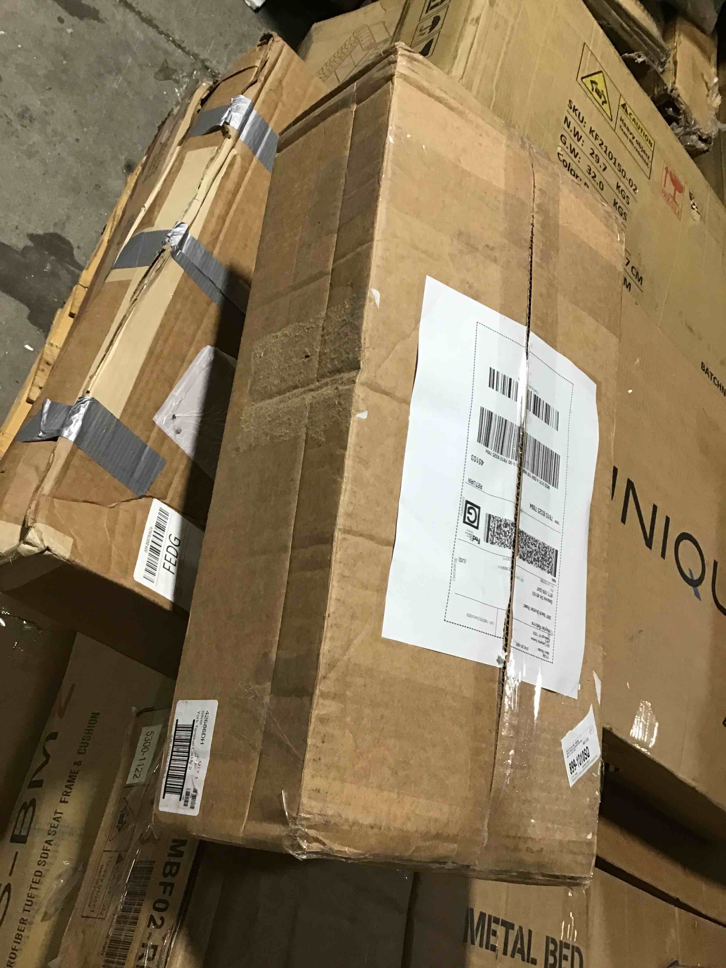 https://s3.amazonaws.com/lotting-images-prod/bidfta/BLU5294584_1690398199256.jpeg