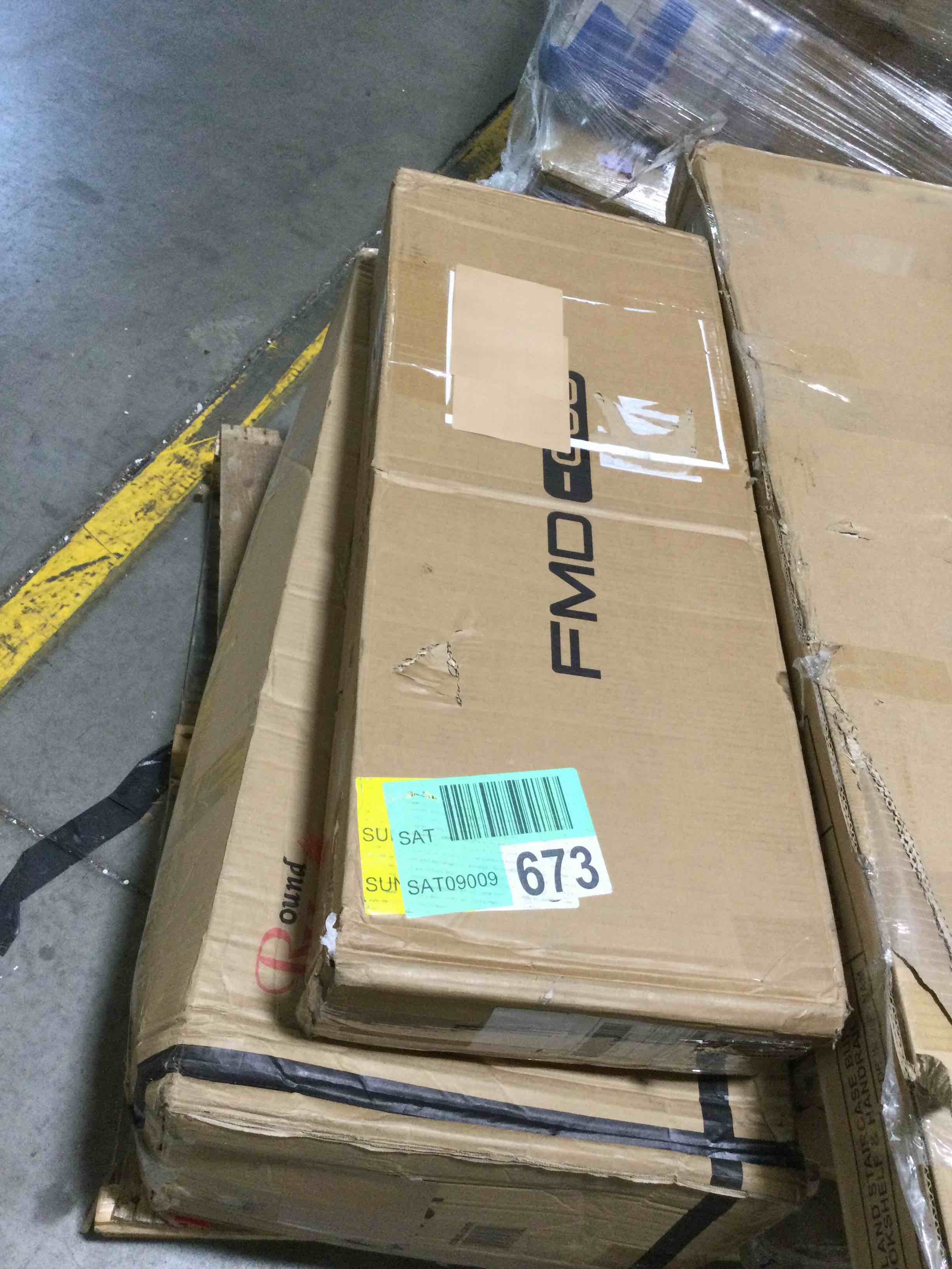 https://s3.amazonaws.com/lotting-images-prod/bidfta/BLU5295851_1689363209151.jpeg