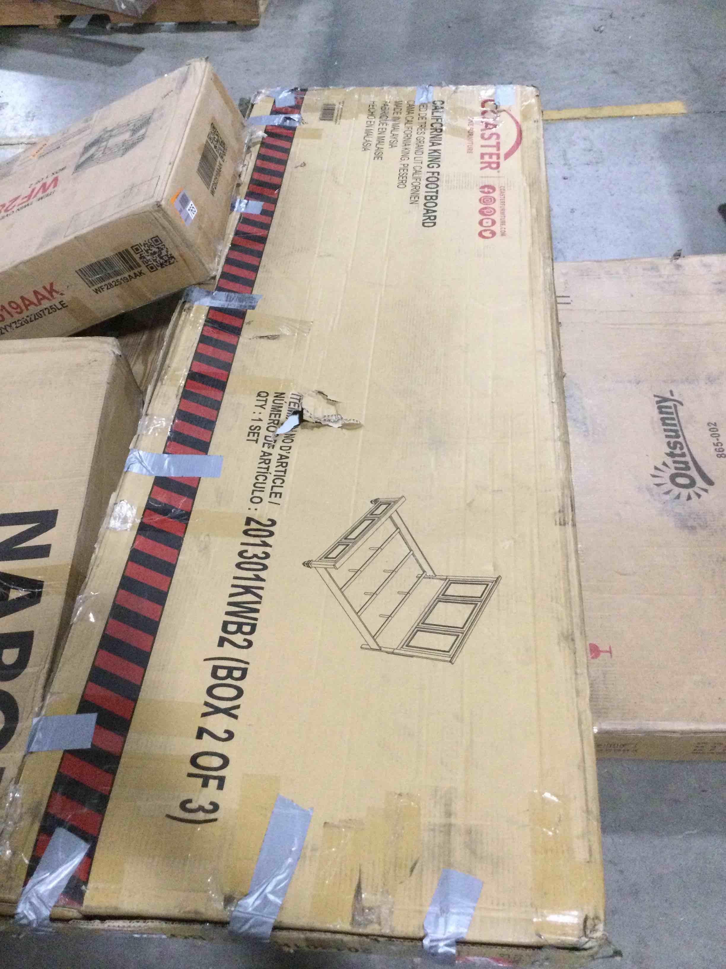 https://s3.amazonaws.com/lotting-images-prod/bidfta/BLU5296308_1690035667519.jpeg