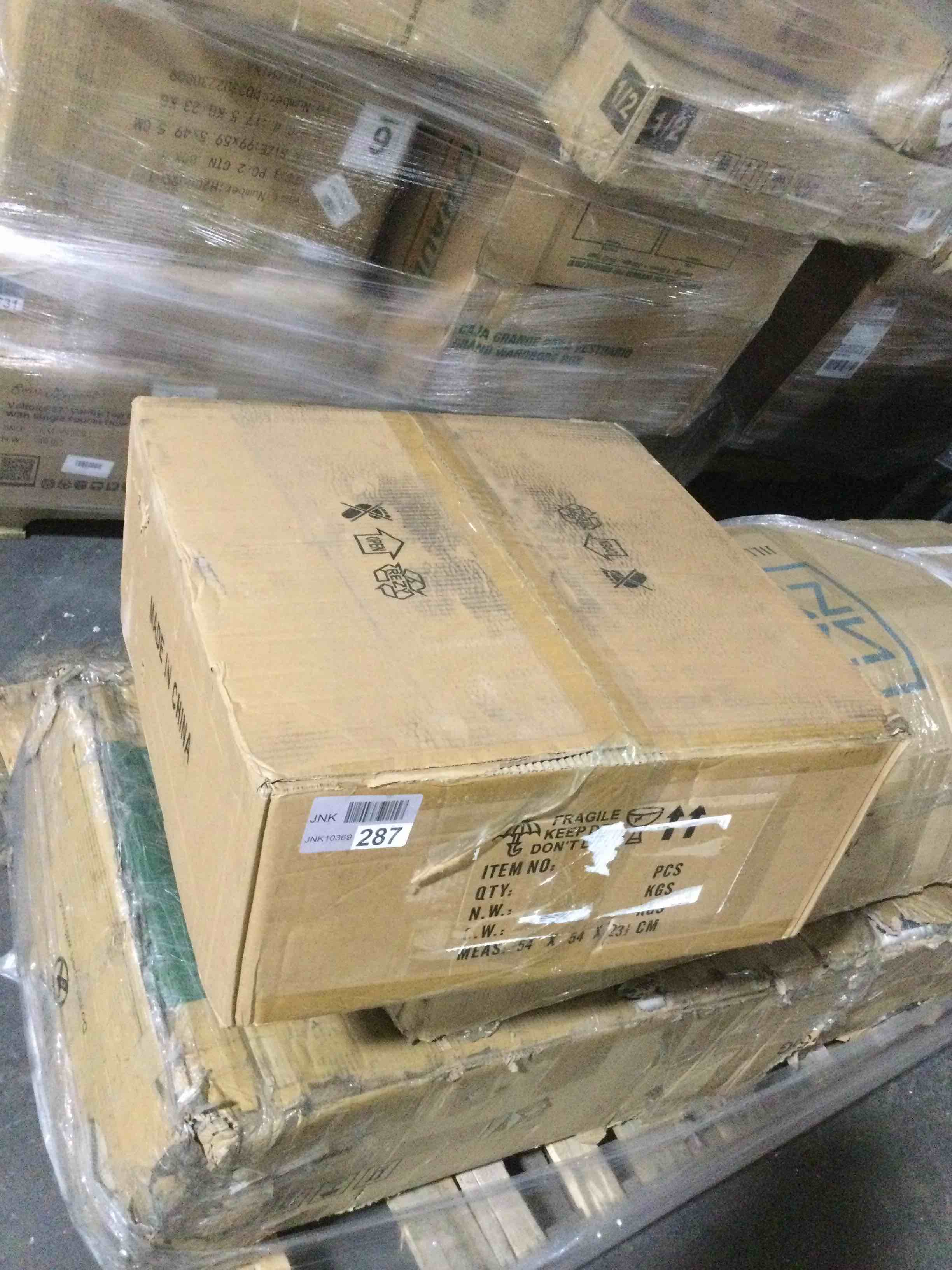 https://s3.amazonaws.com/lotting-images-prod/bidfta/BLU5296639_1690462162693.jpeg