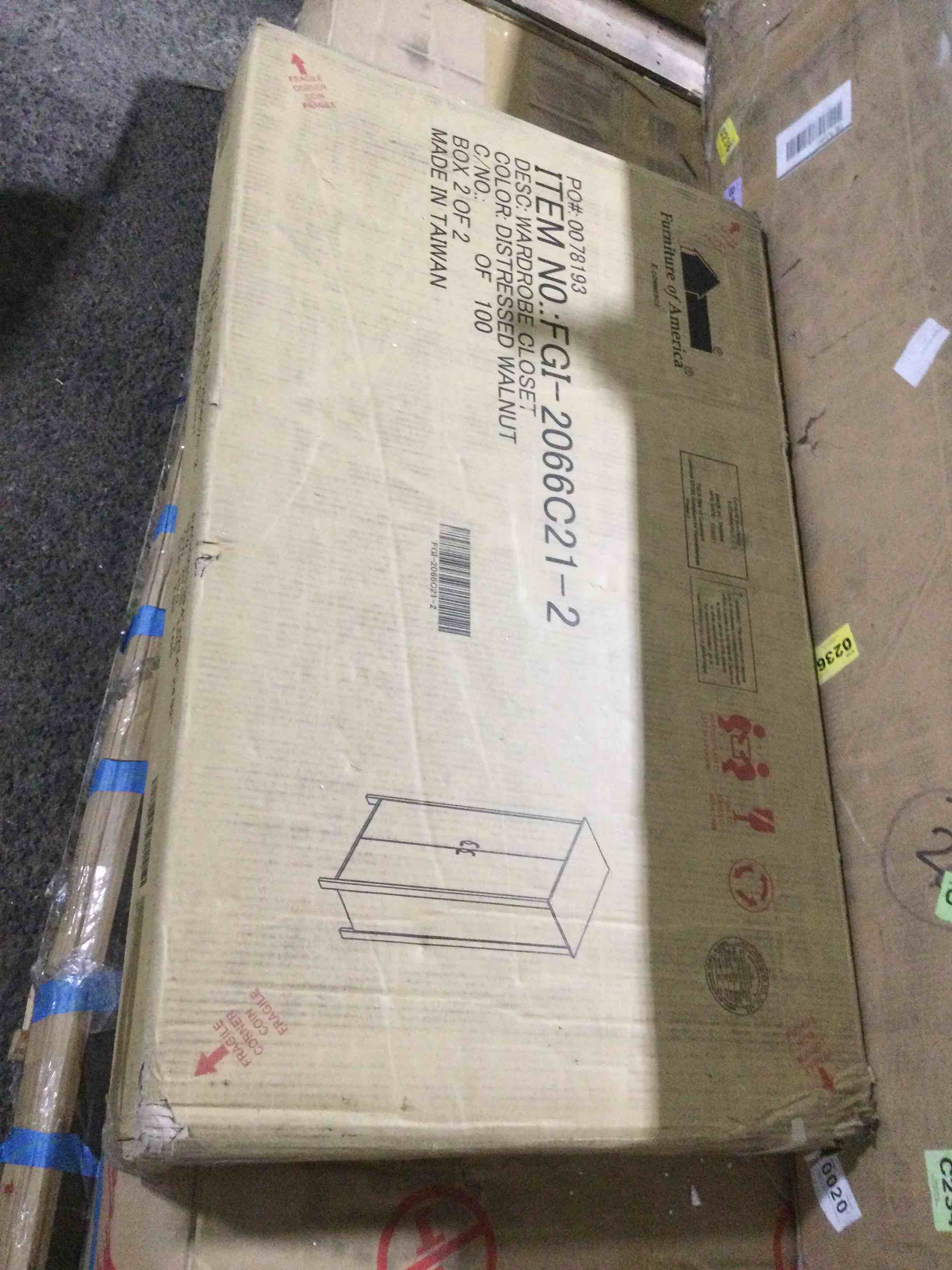 https://s3.amazonaws.com/lotting-images-prod/bidfta/BLU5296760_1690566601902.jpeg
