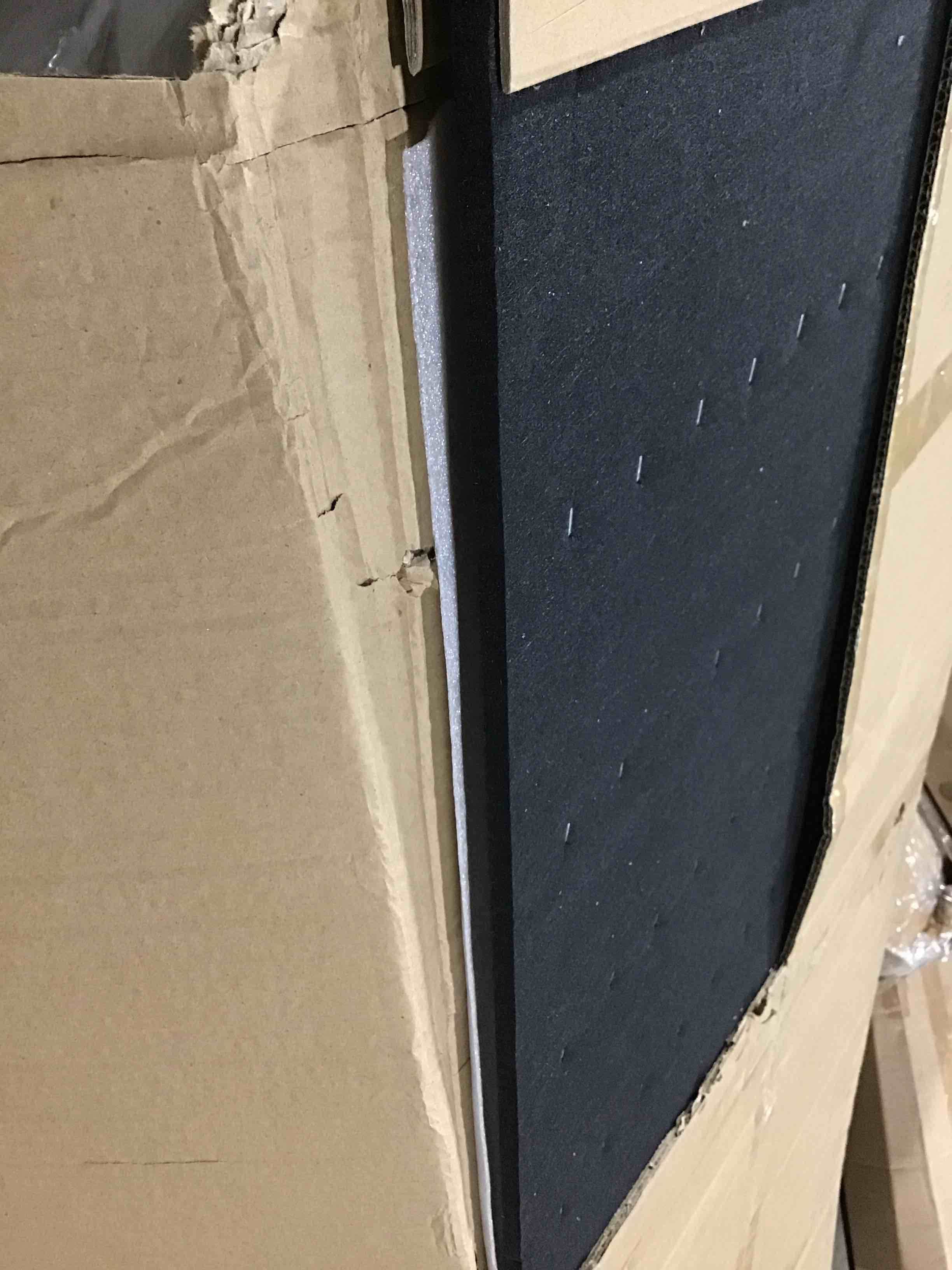 https://s3.amazonaws.com/lotting-images-prod/bidfta/BLU5297174_1689173596712.jpeg