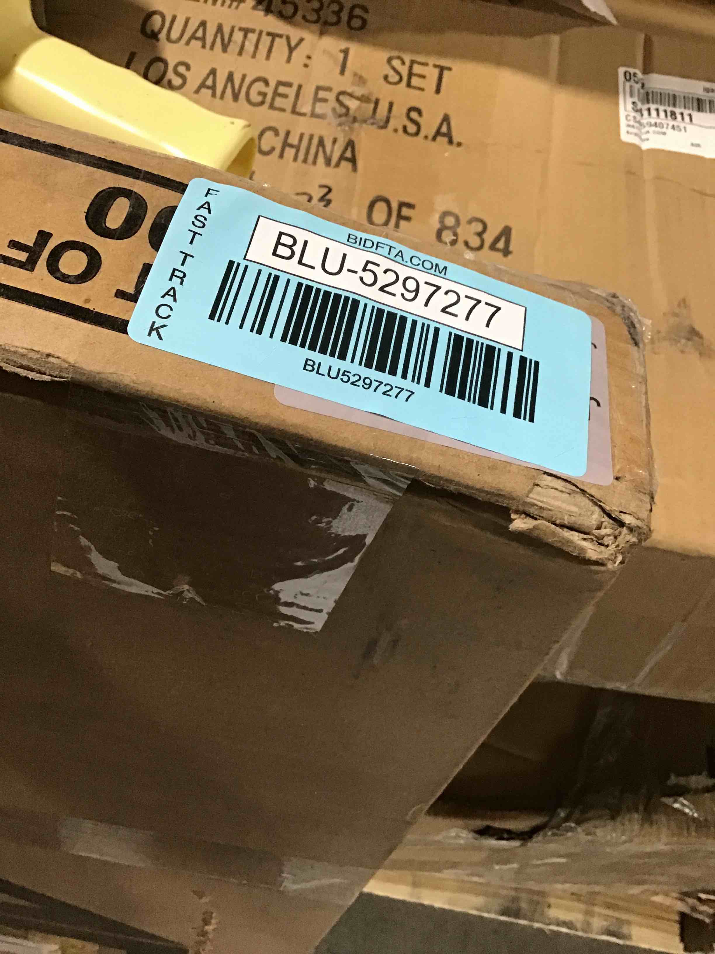 https://s3.amazonaws.com/lotting-images-prod/bidfta/BLU5297277_1689268355352.jpeg