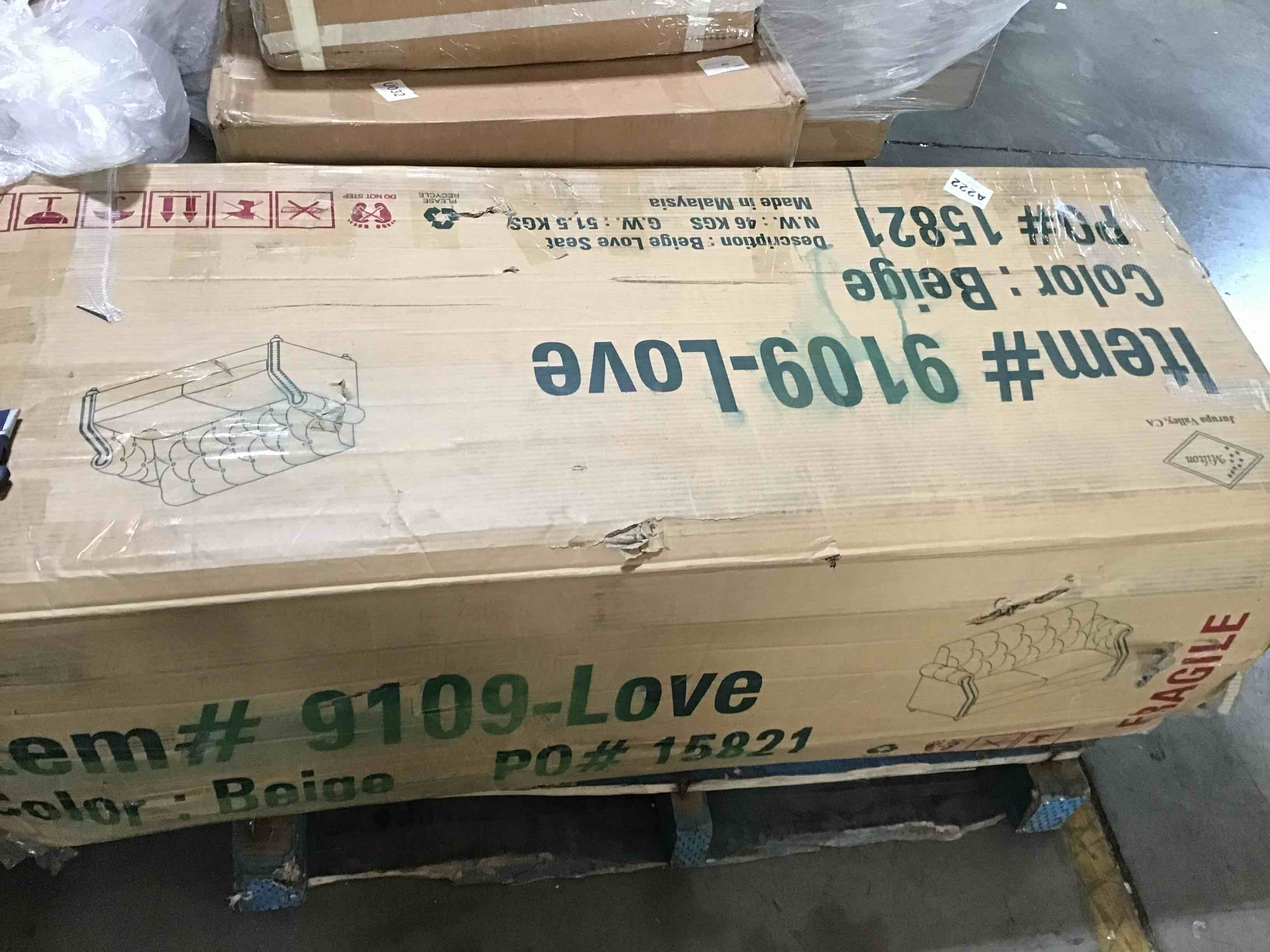 https://s3.amazonaws.com/lotting-images-prod/bidfta/BLU5297478_1689700425903.jpeg