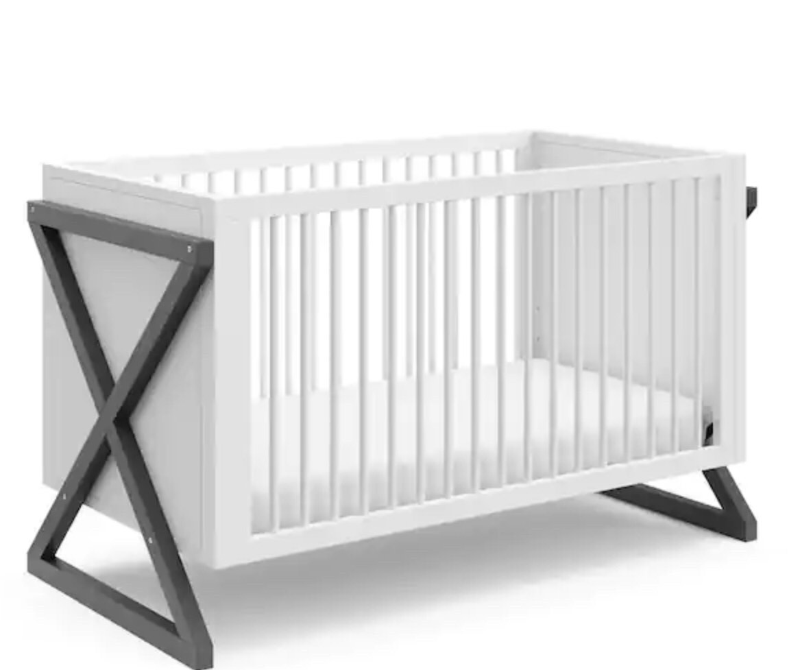 Storkcraft Equinox Gray 3 in-1-Convertible Crib