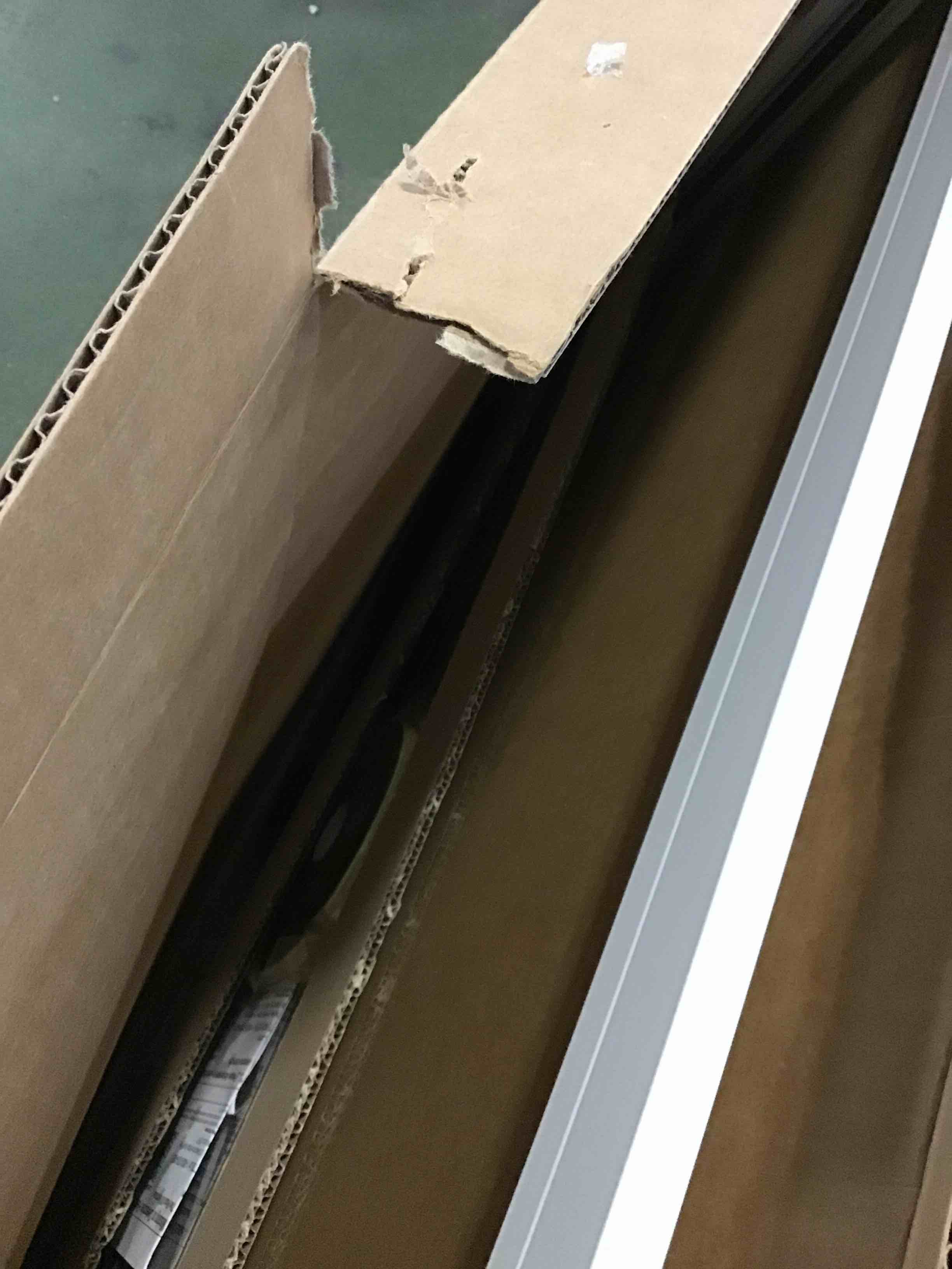 https://s3.amazonaws.com/lotting-images-prod/bidfta/BLU5300777_1689349054594.jpeg