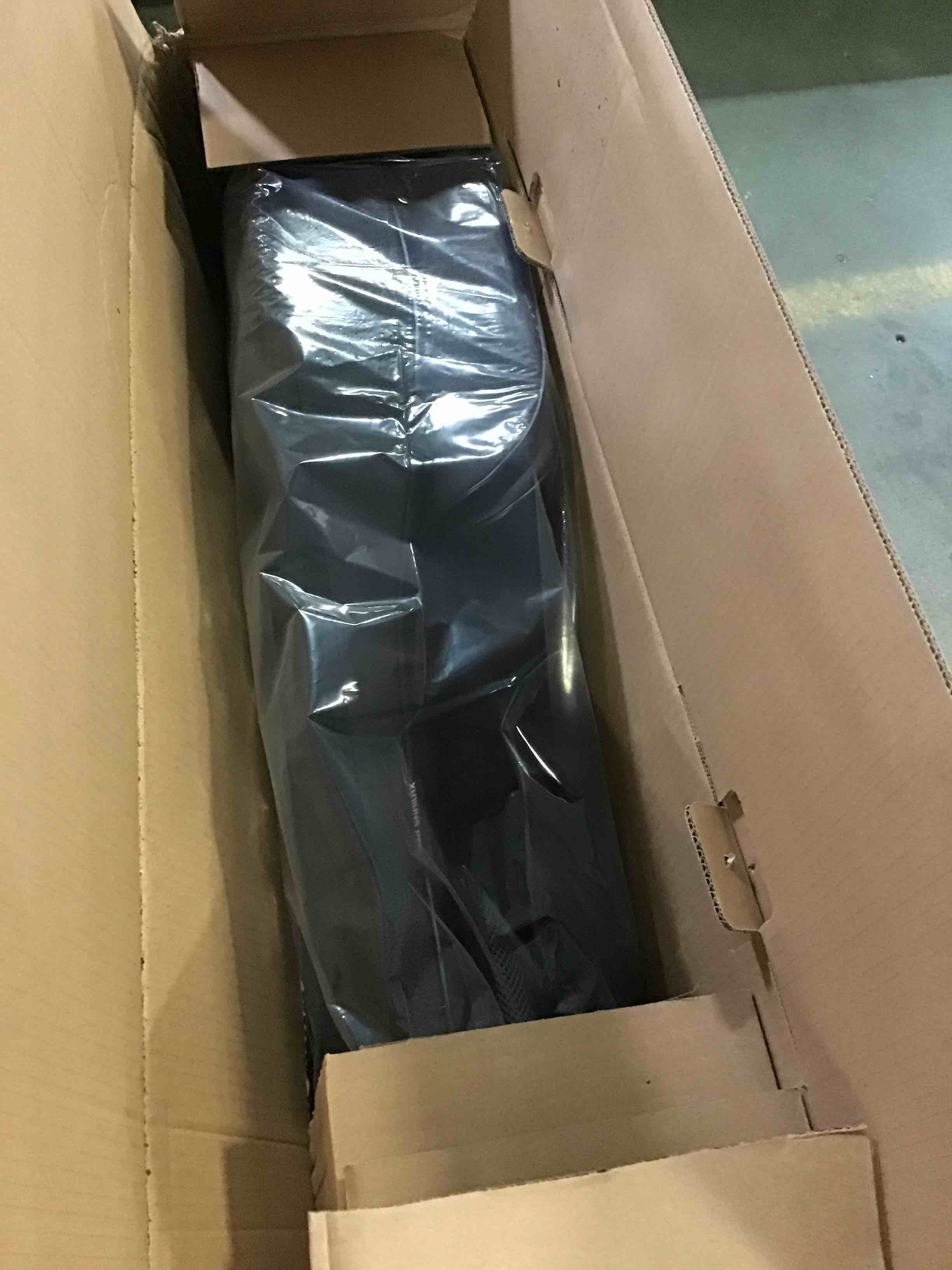 https://s3.amazonaws.com/lotting-images-prod/bidfta/BLU5301345_1690296553705.jpeg