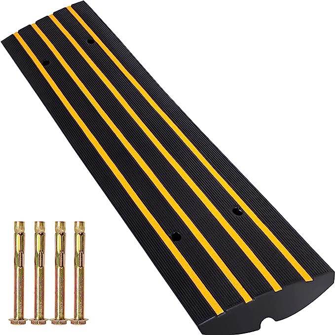 VEVOR Rubber Curb Ramp, 6" Rise Height Sidewalk Curb Ramp, 5T Heavy Duty Driveway Curb Ramp,11.8" Width 23.5" Length Threshold Ramp for Forklifts, Trucks, Buses, Cars, Wheelchairs, Bikes