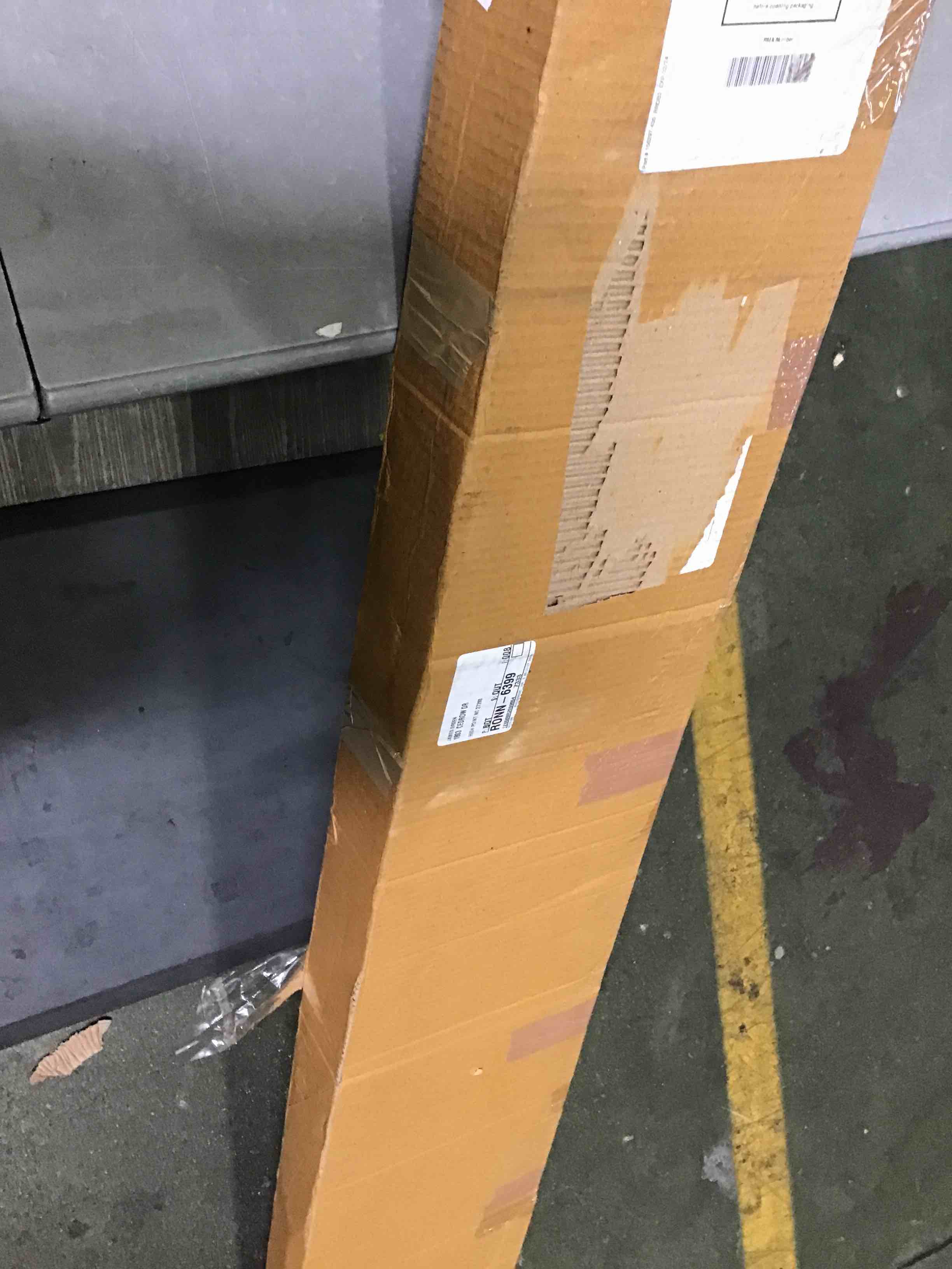 https://s3.amazonaws.com/lotting-images-prod/bidfta/BLU5302981_1688745935857.jpeg