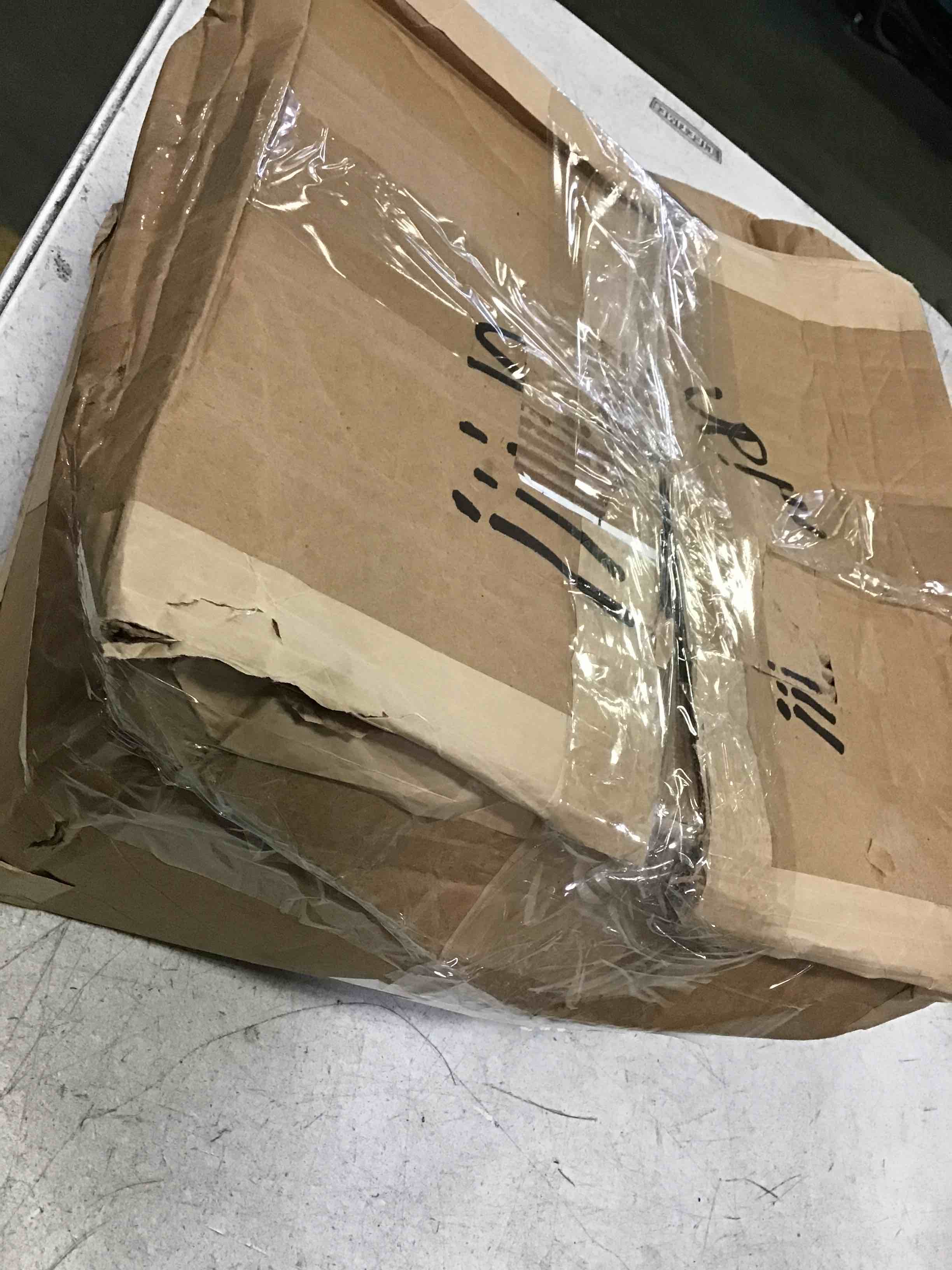 https://s3.amazonaws.com/lotting-images-prod/bidfta/BLU5303206_1688993099554.jpeg