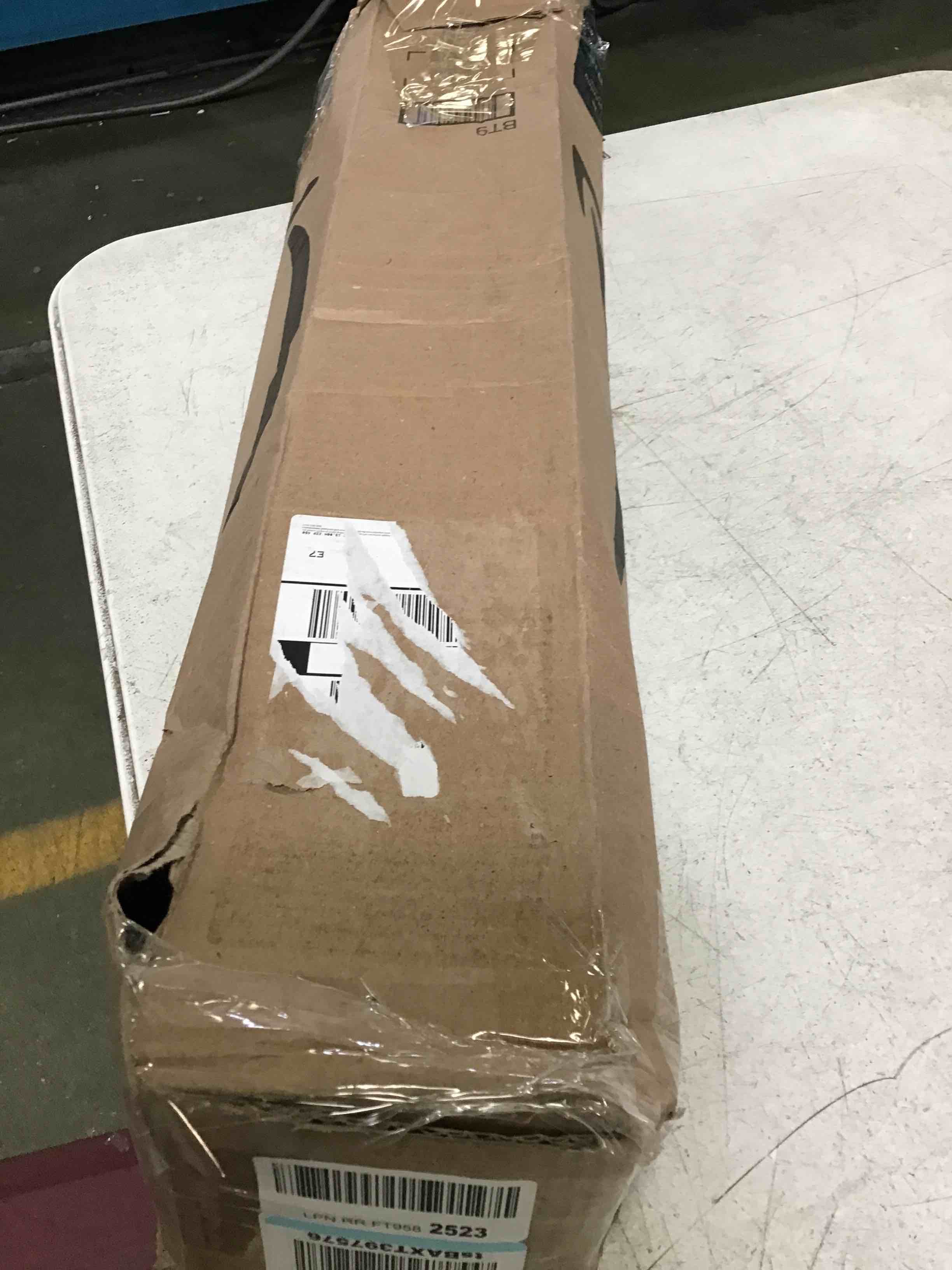 https://s3.amazonaws.com/lotting-images-prod/bidfta/BLU5303301_1689006714344.jpeg