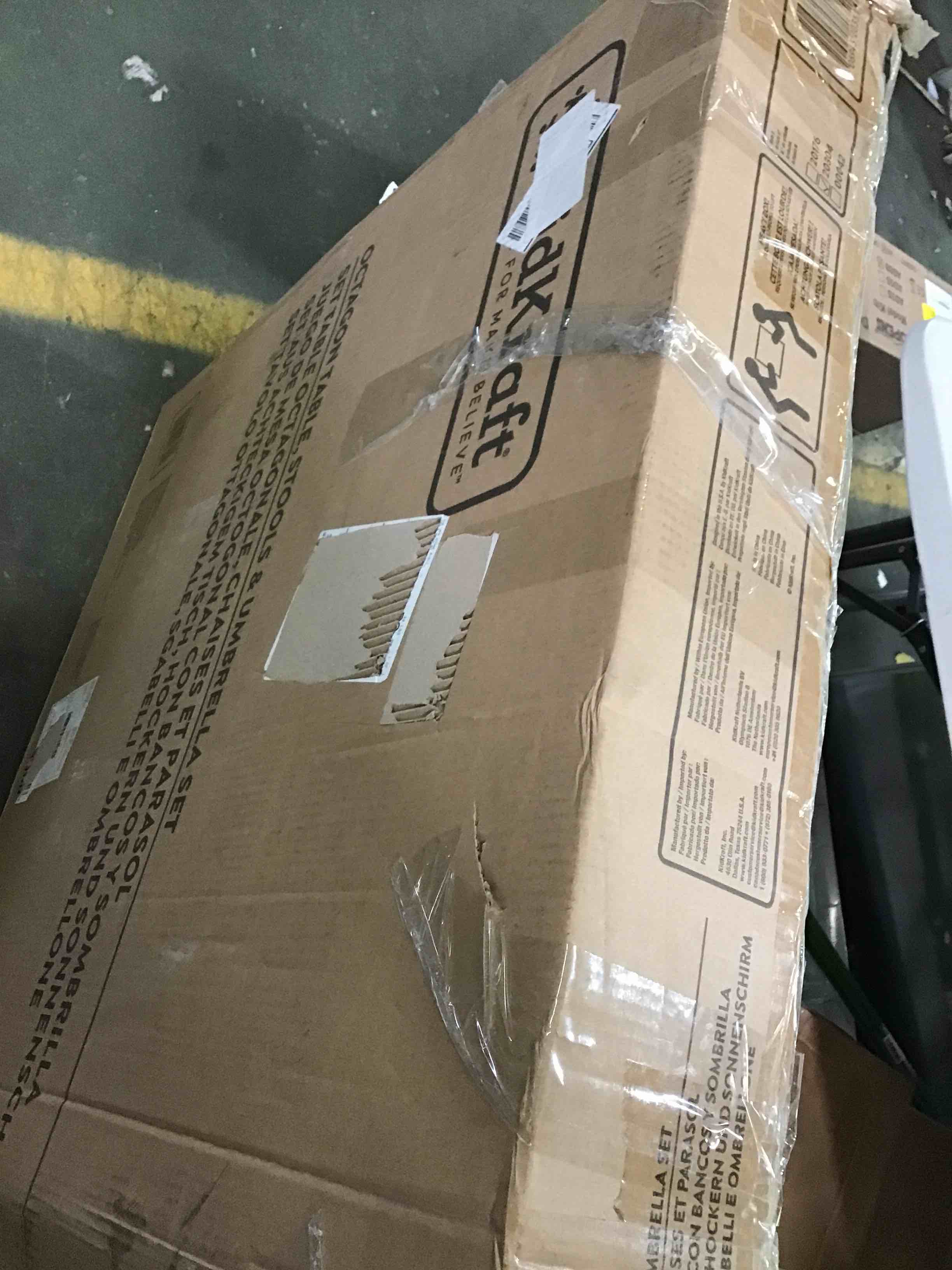 https://s3.amazonaws.com/lotting-images-prod/bidfta/BLU5303728_1689184977969.jpeg
