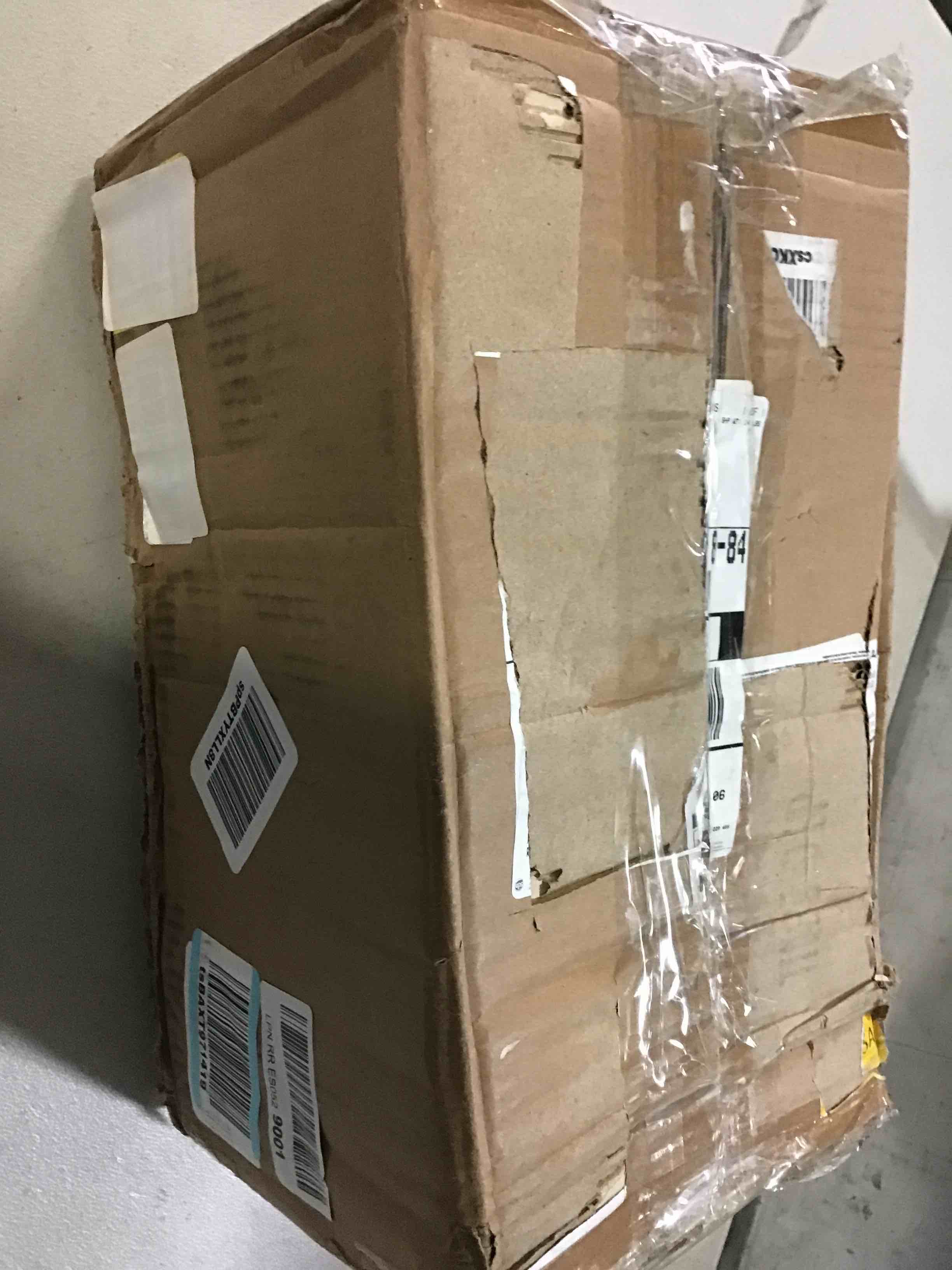 https://s3.amazonaws.com/lotting-images-prod/bidfta/BLU5303758_1689189932395.jpeg