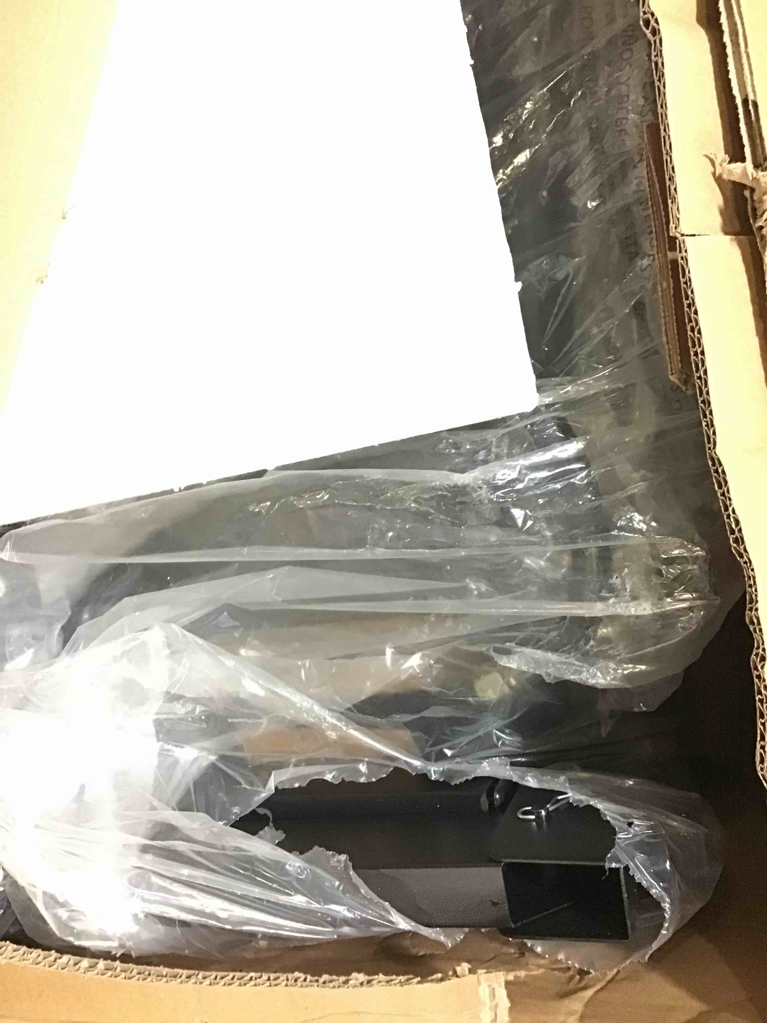 https://s3.amazonaws.com/lotting-images-prod/bidfta/BLU5303968_1689263776659.jpeg