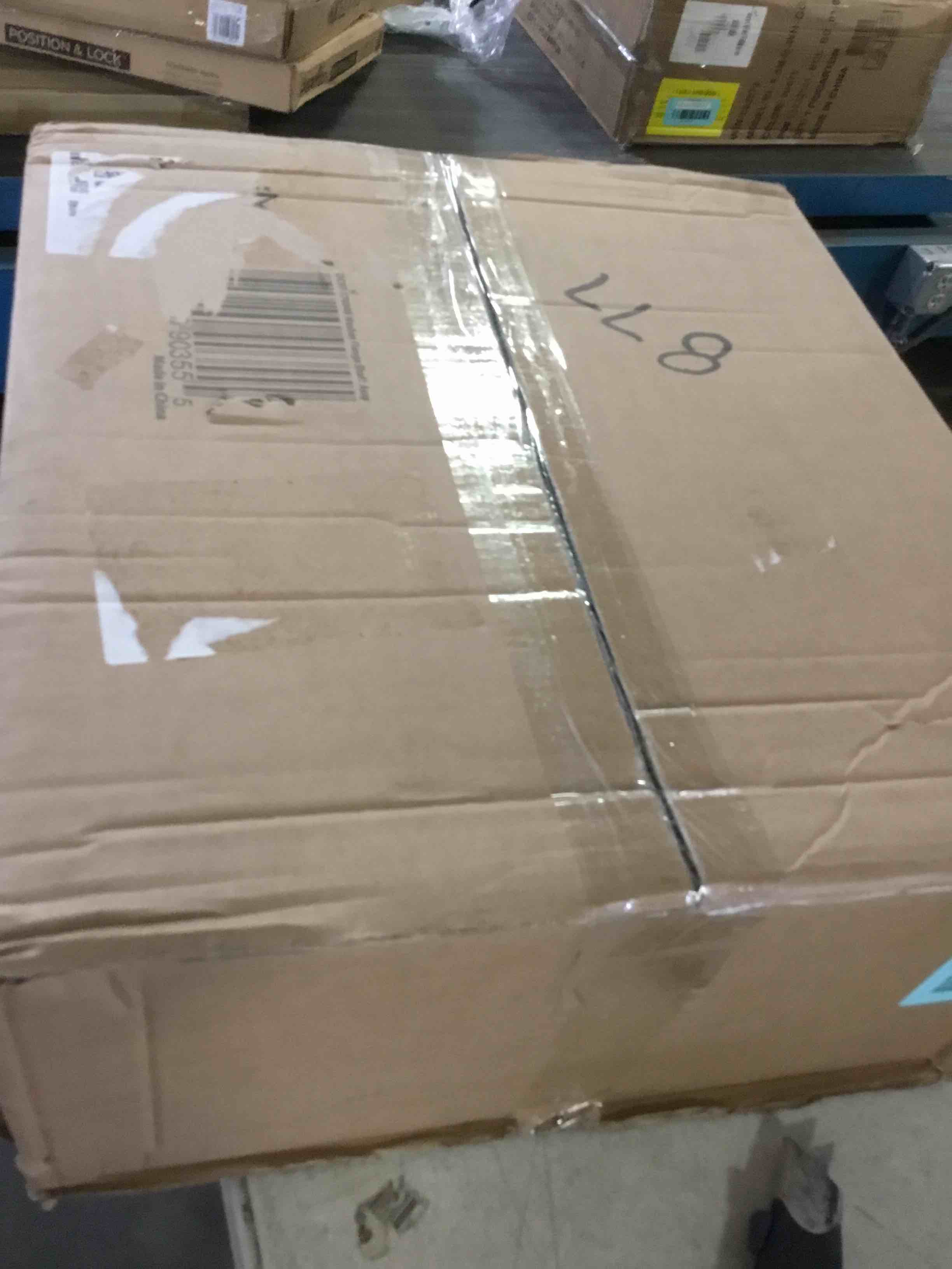 https://s3.amazonaws.com/lotting-images-prod/bidfta/BLU5305205_1690309641795.jpeg