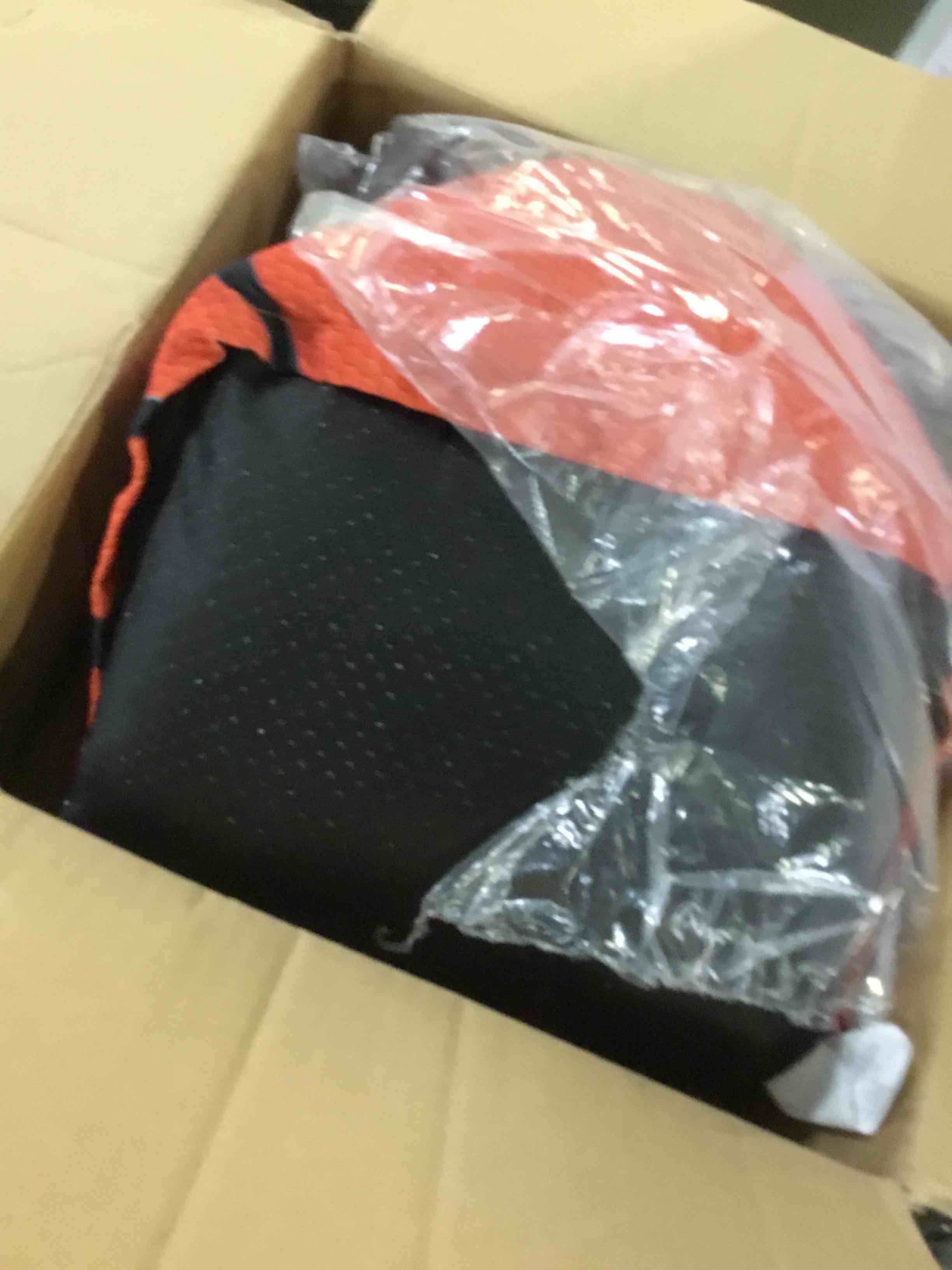https://s3.amazonaws.com/lotting-images-prod/bidfta/BLU5305210_1690310425503.jpeg