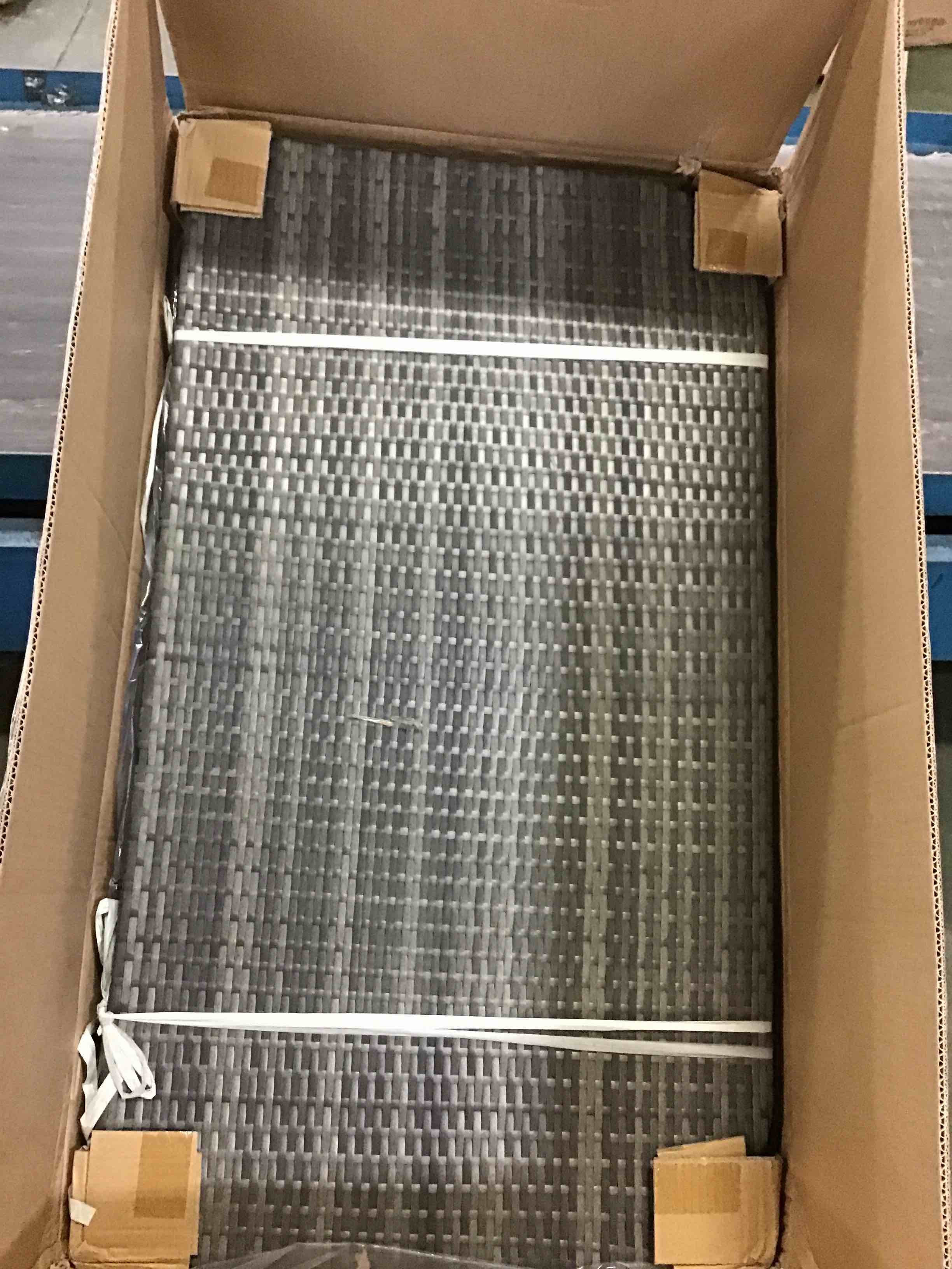 https://s3.amazonaws.com/lotting-images-prod/bidfta/BLU5305495_1690463524464.jpeg