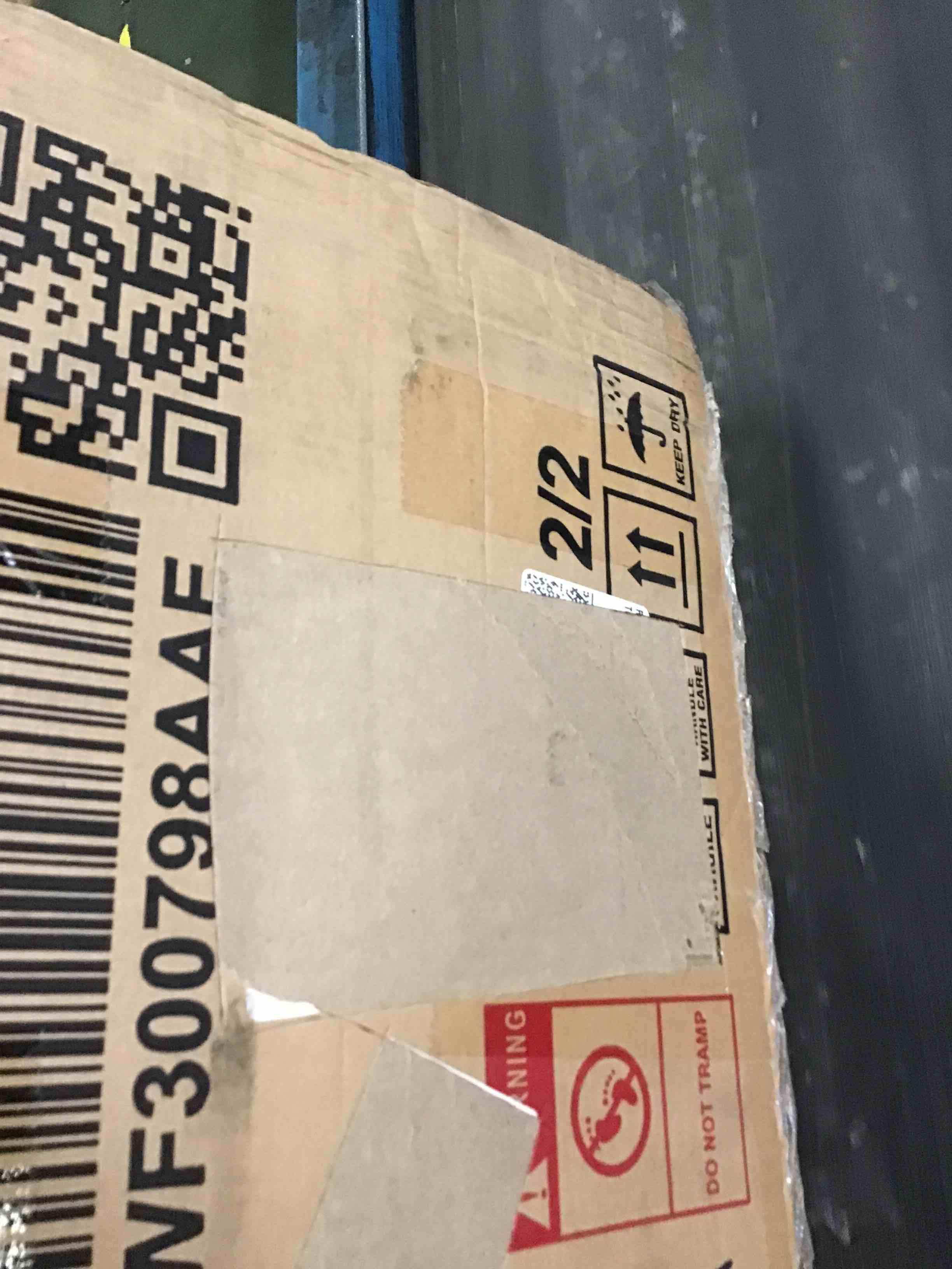 https://s3.amazonaws.com/lotting-images-prod/bidfta/BLU5305495_1690463598944.jpeg
