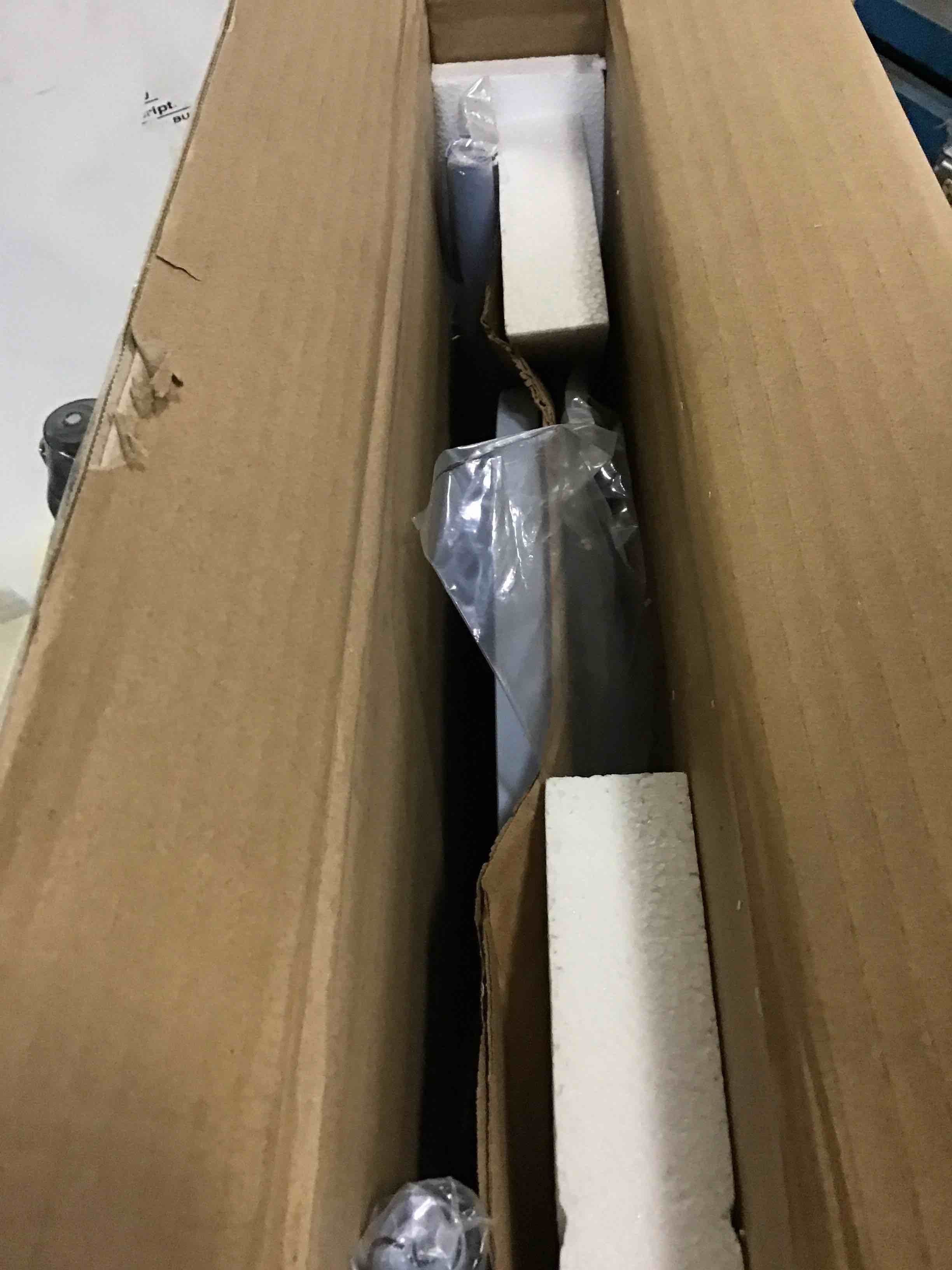 https://s3.amazonaws.com/lotting-images-prod/bidfta/BLU5305555_1690474070944.jpeg
