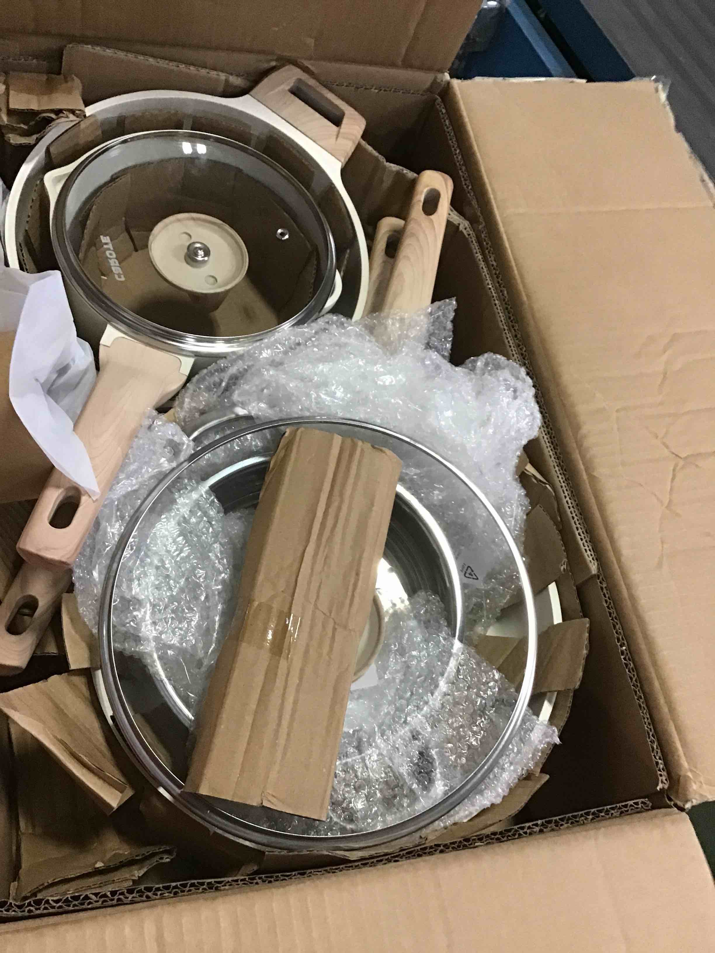 https://s3.amazonaws.com/lotting-images-prod/bidfta/BLU5305914_1690907853335.jpeg