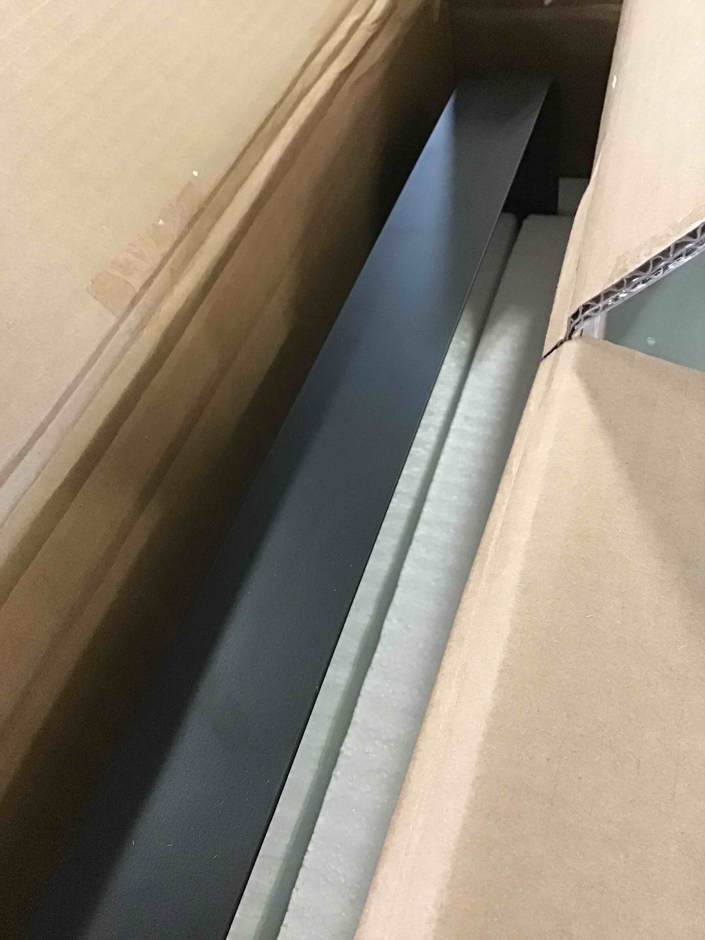 https://s3.amazonaws.com/lotting-images-prod/bidfta/BLU5309010_1689088266756.jpeg
