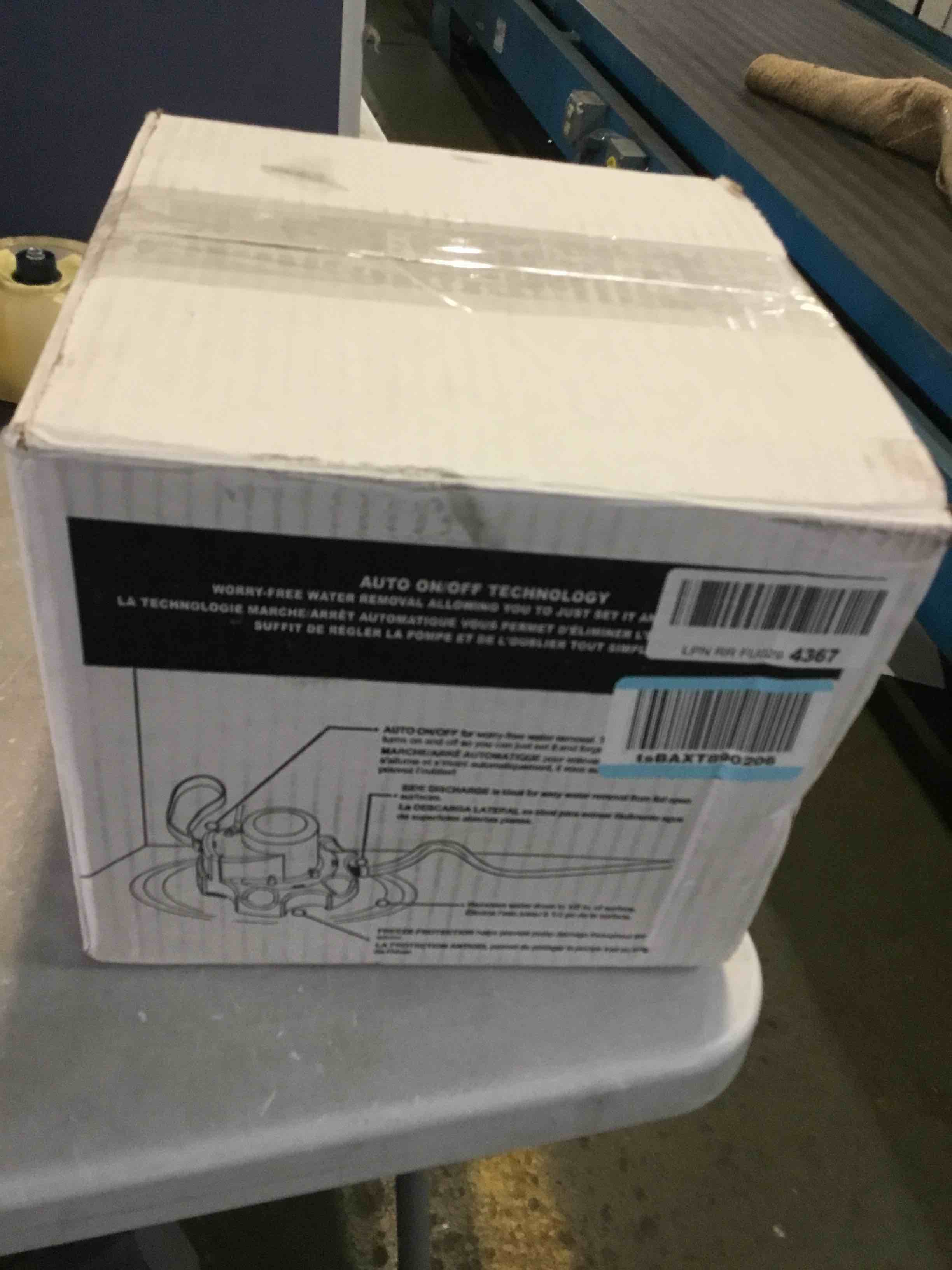 https://s3.amazonaws.com/lotting-images-prod/bidfta/BLU5309816_1689870098293.jpeg