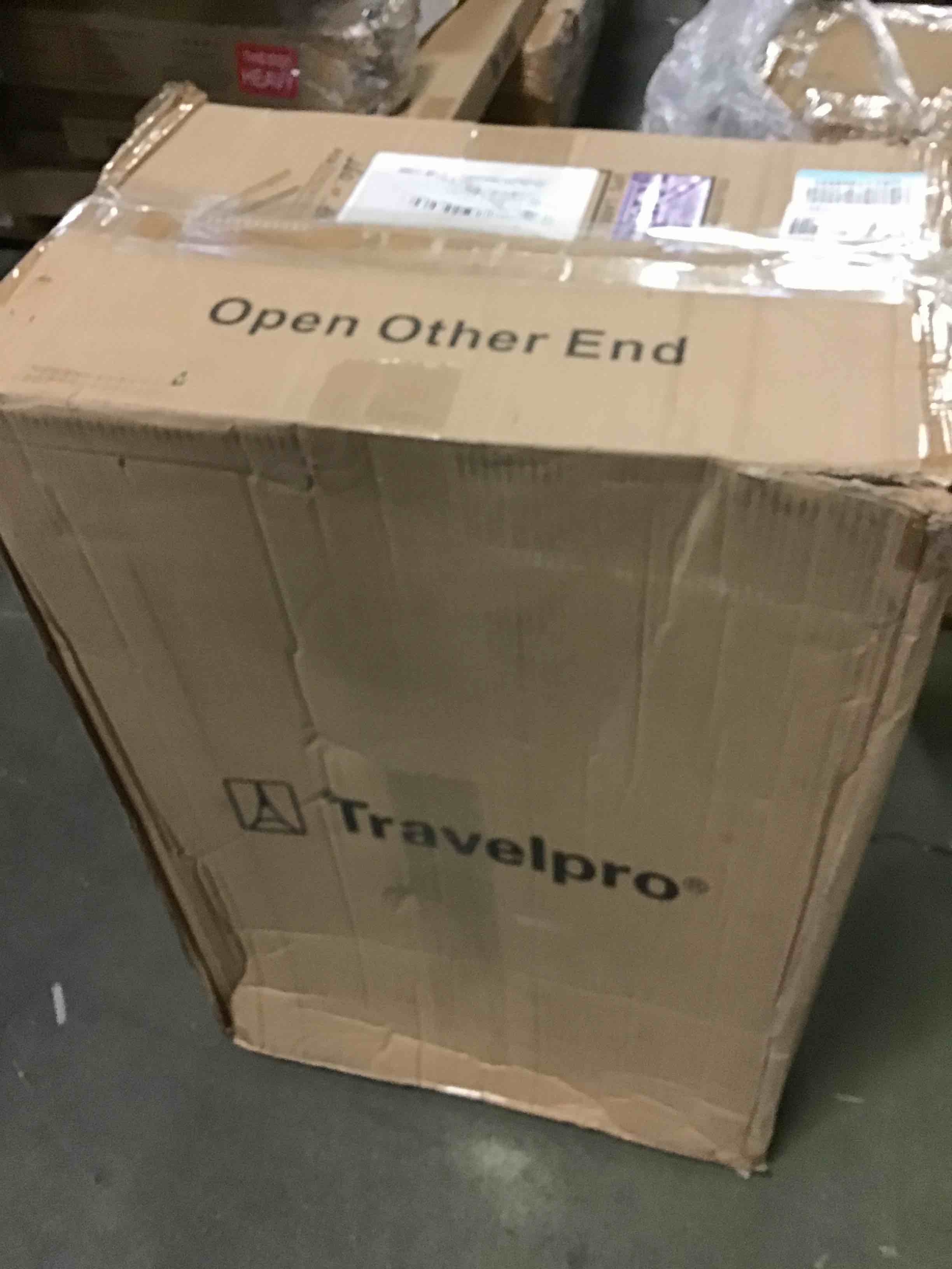 Travelpro Maxlite 5 Softside Expandable Luggage with 4 Spinner Wheels, Lightweight Suitcase, Men and Women, 