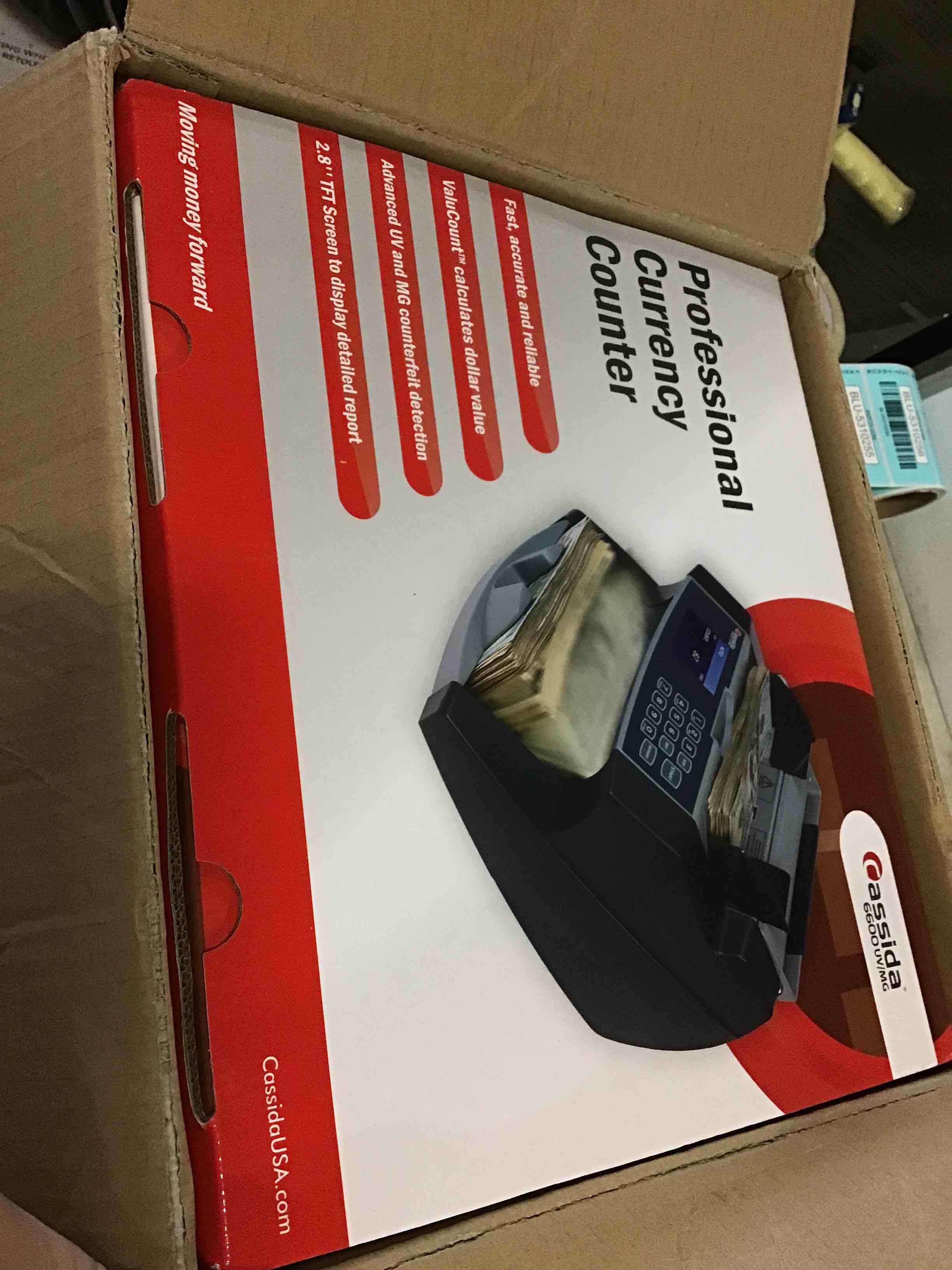 https://s3.amazonaws.com/lotting-images-prod/bidfta/BLU5310250_1690212383772.jpeg