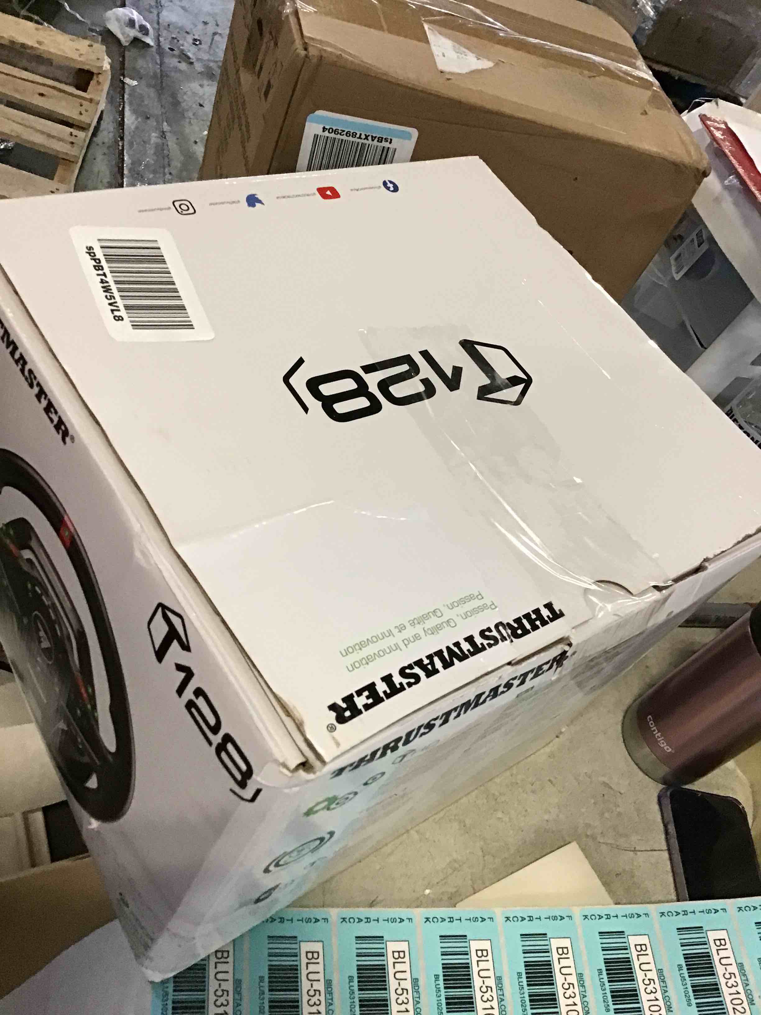 https://s3.amazonaws.com/lotting-images-prod/bidfta/BLU5310253_1690212672680.jpeg