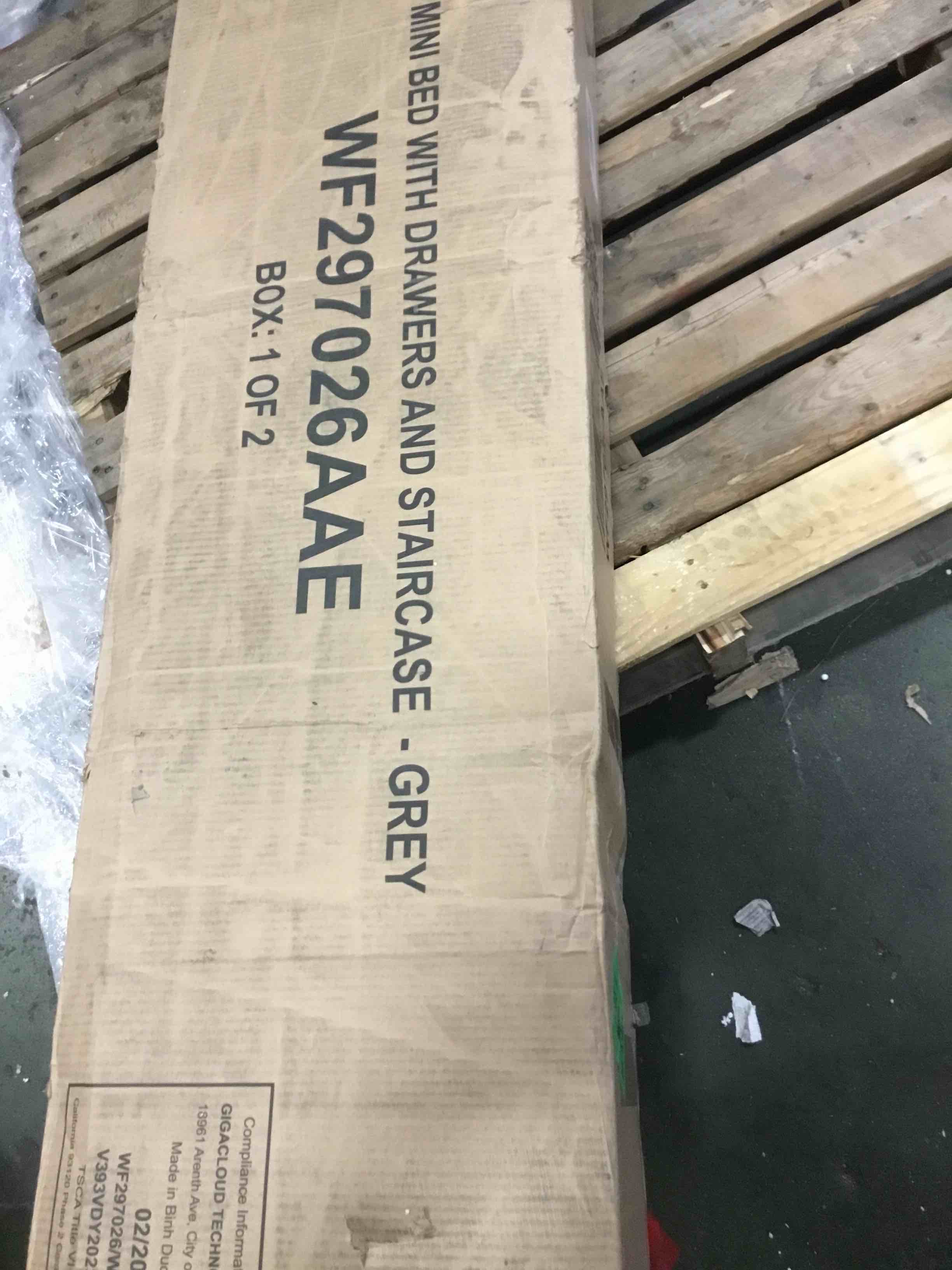 https://s3.amazonaws.com/lotting-images-prod/bidfta/BLU5311379_1689276170933.jpeg